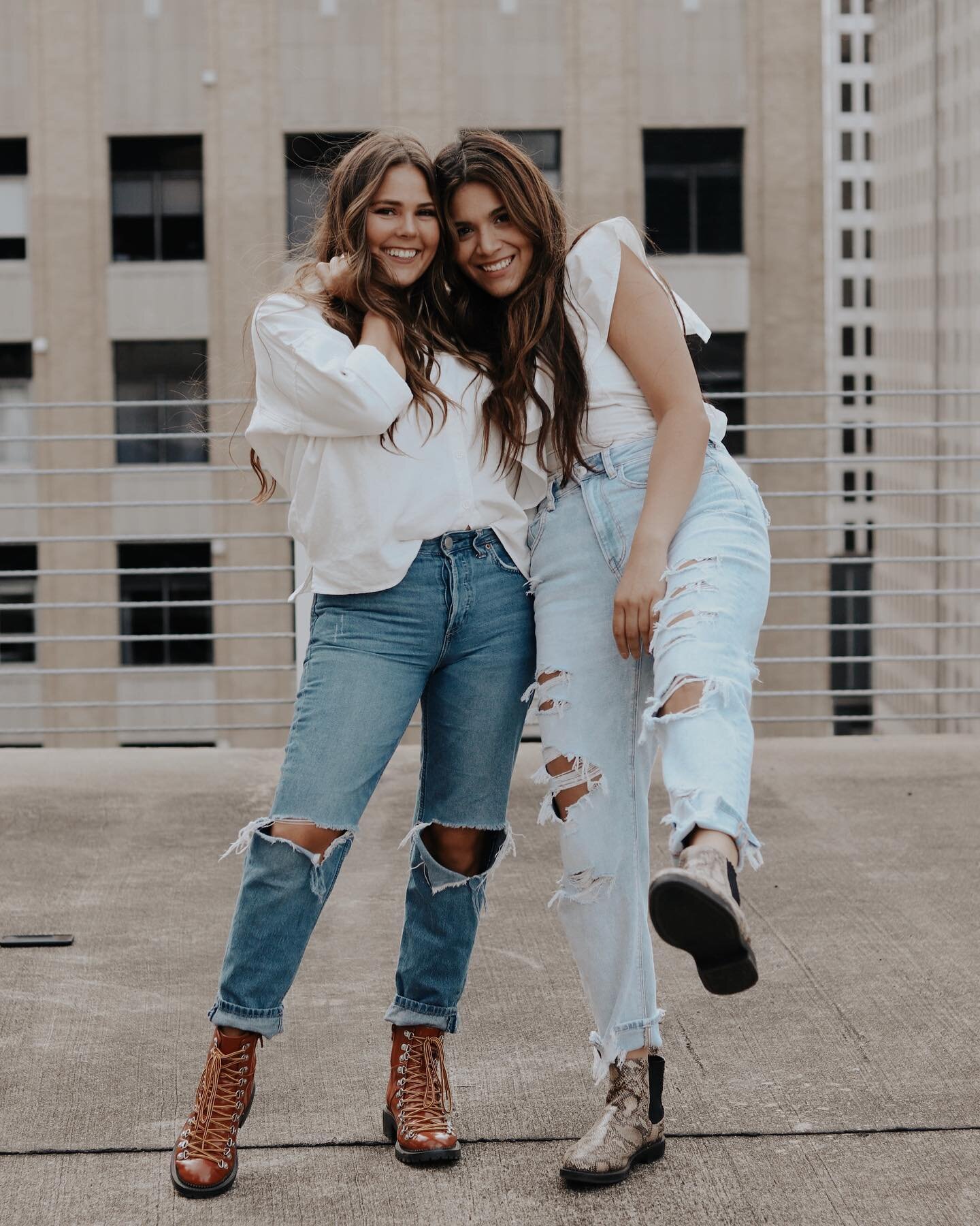 ☆ Big plans, even bigger dreams ☆

best friends taking on the salon life &amp; girl boss gang together! it is with lots of excitement that we are announcing our opening of our own salon, shade the salon! -

Shade the salon is an Intimate studio salon