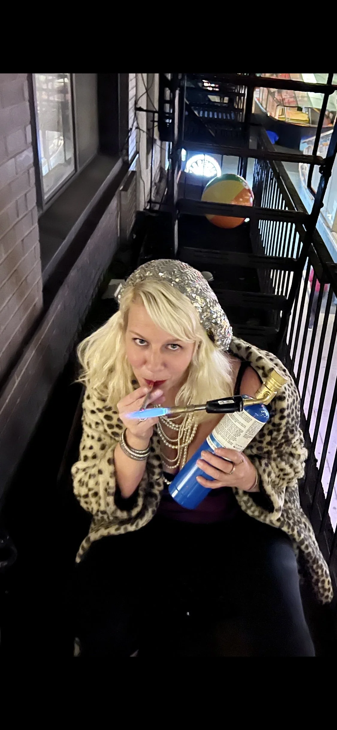 baked cougar bakes blow torch joint .jpg