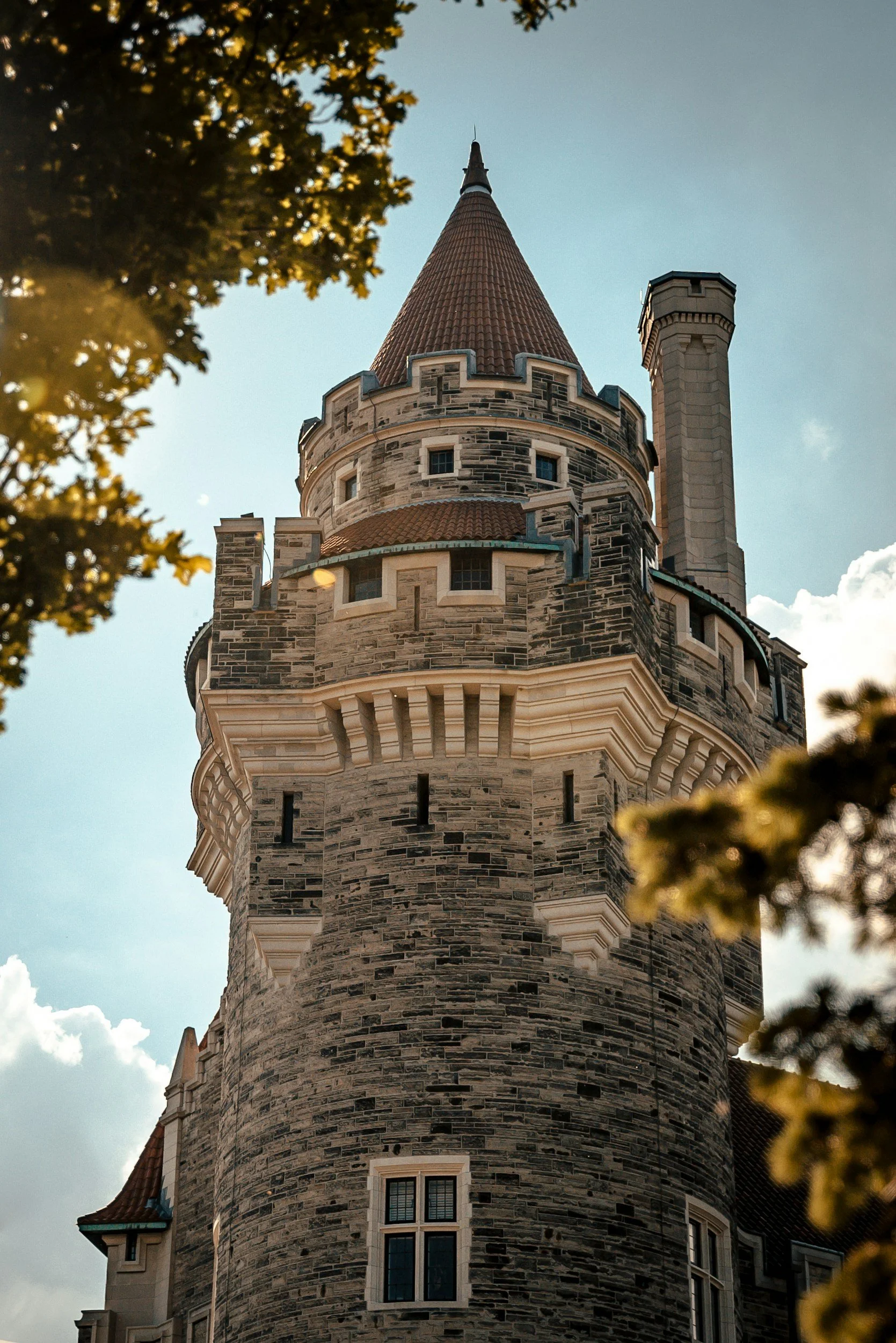 Live Wedding Music at Casa Loma: What You Need to Know