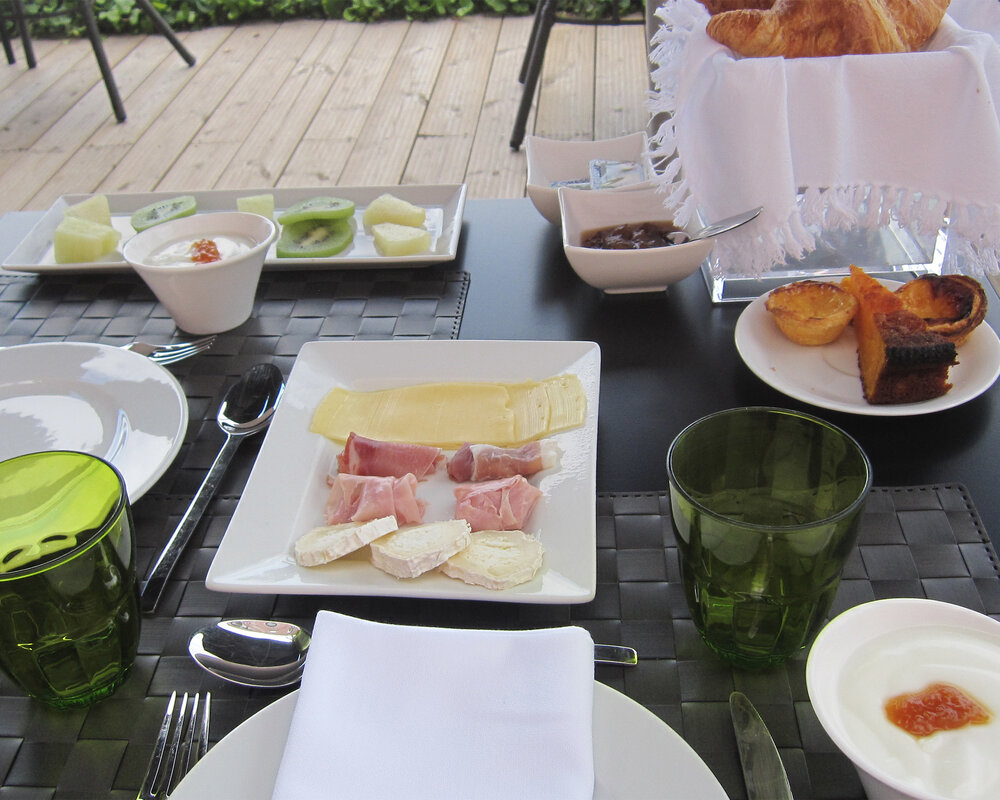 HOTEL - Breakfast on Torel Palace terrace