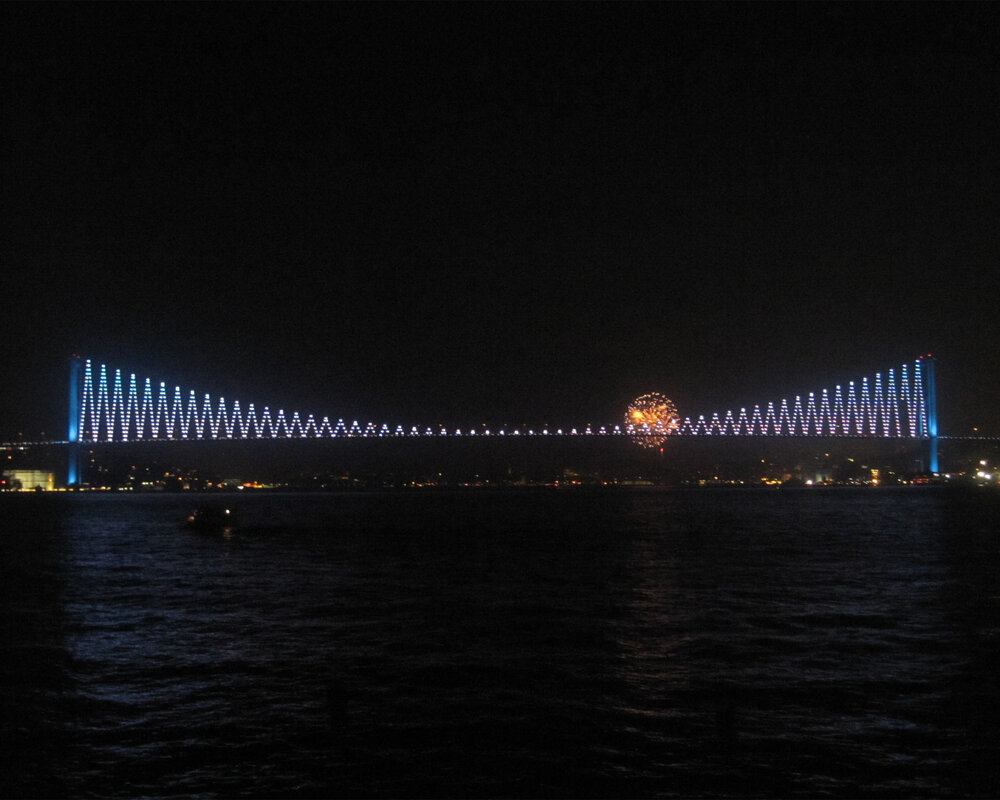 SIGHTS - Bosphorus Bridge Light show and Fireworks