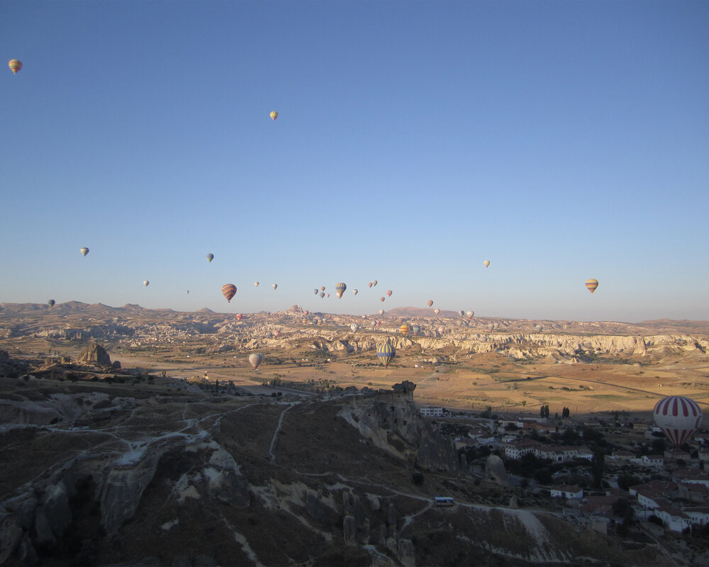 SIGHTS - Amazing sunrise vistas from our hot air balloon