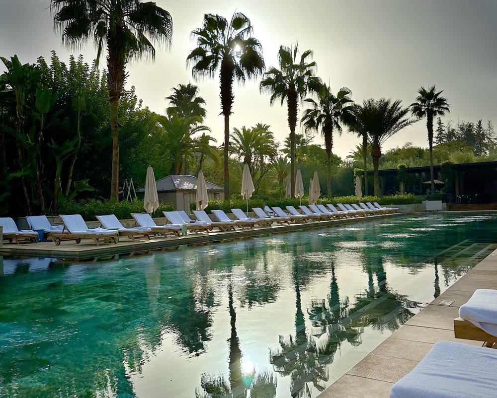 FOUR SEASONS-Adults only Pool