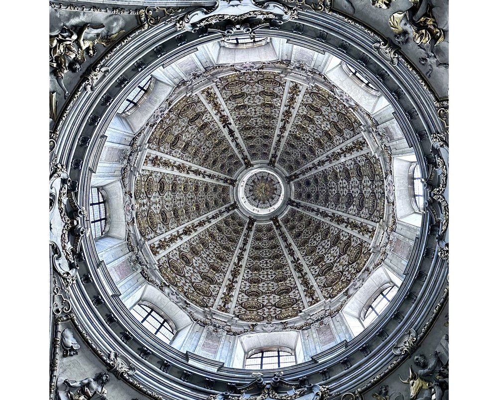 SIGHTS - The Duomo in Como  