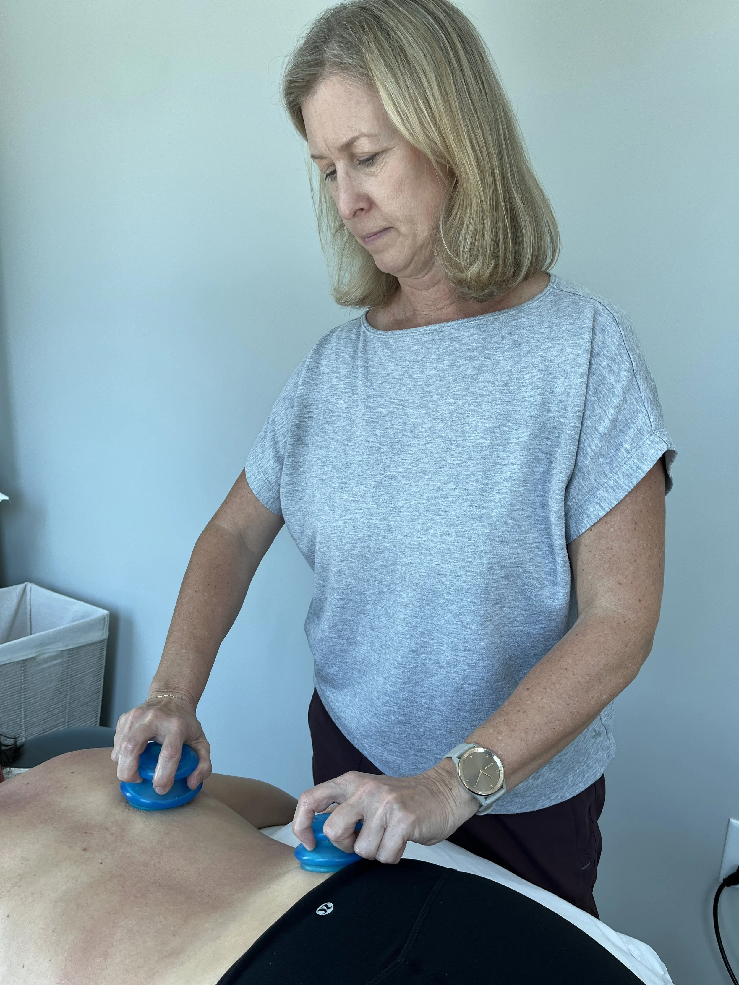 Mid back pain near Charlotte, NC