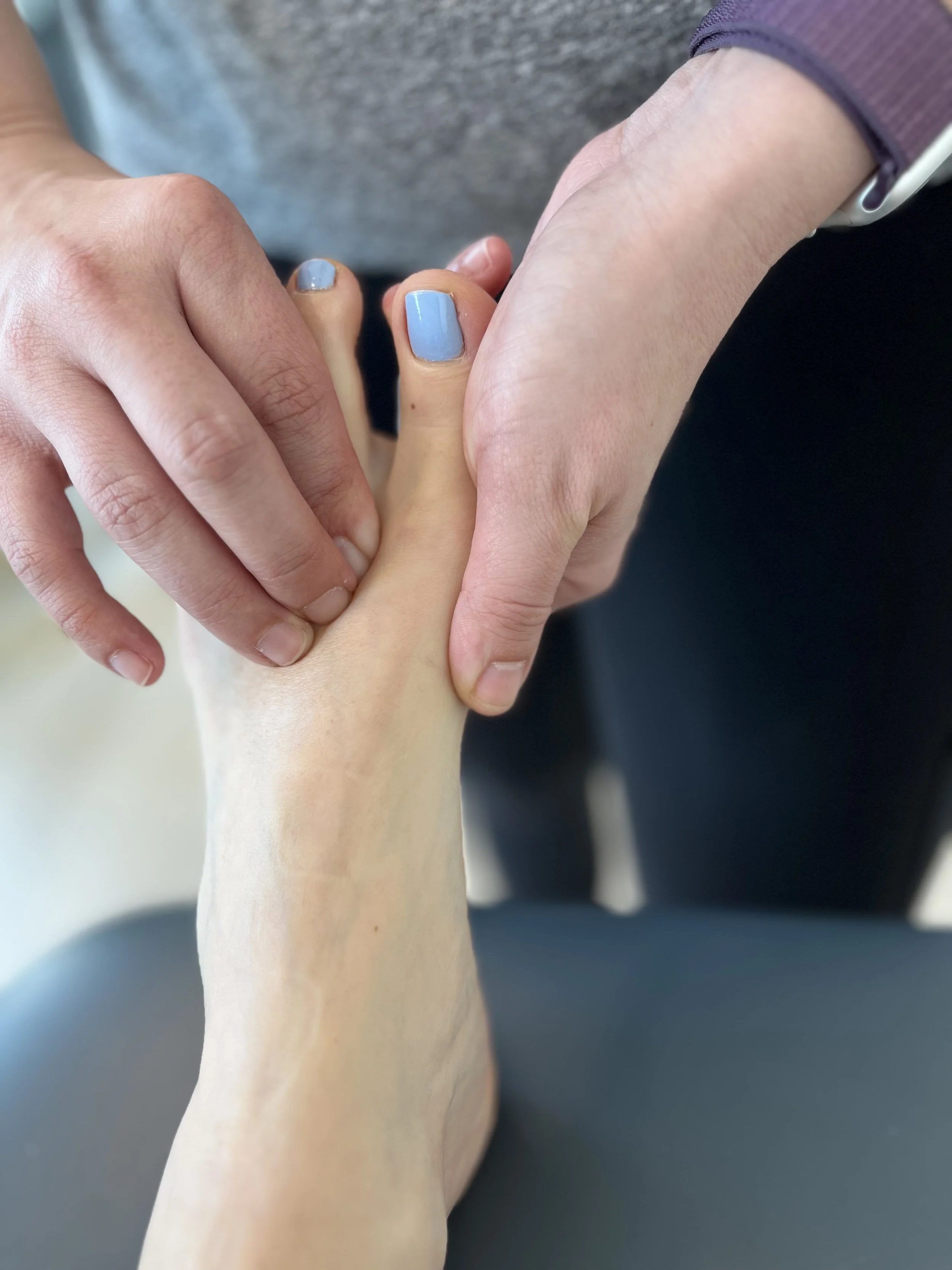 physical therapy for your knee also involves your feet