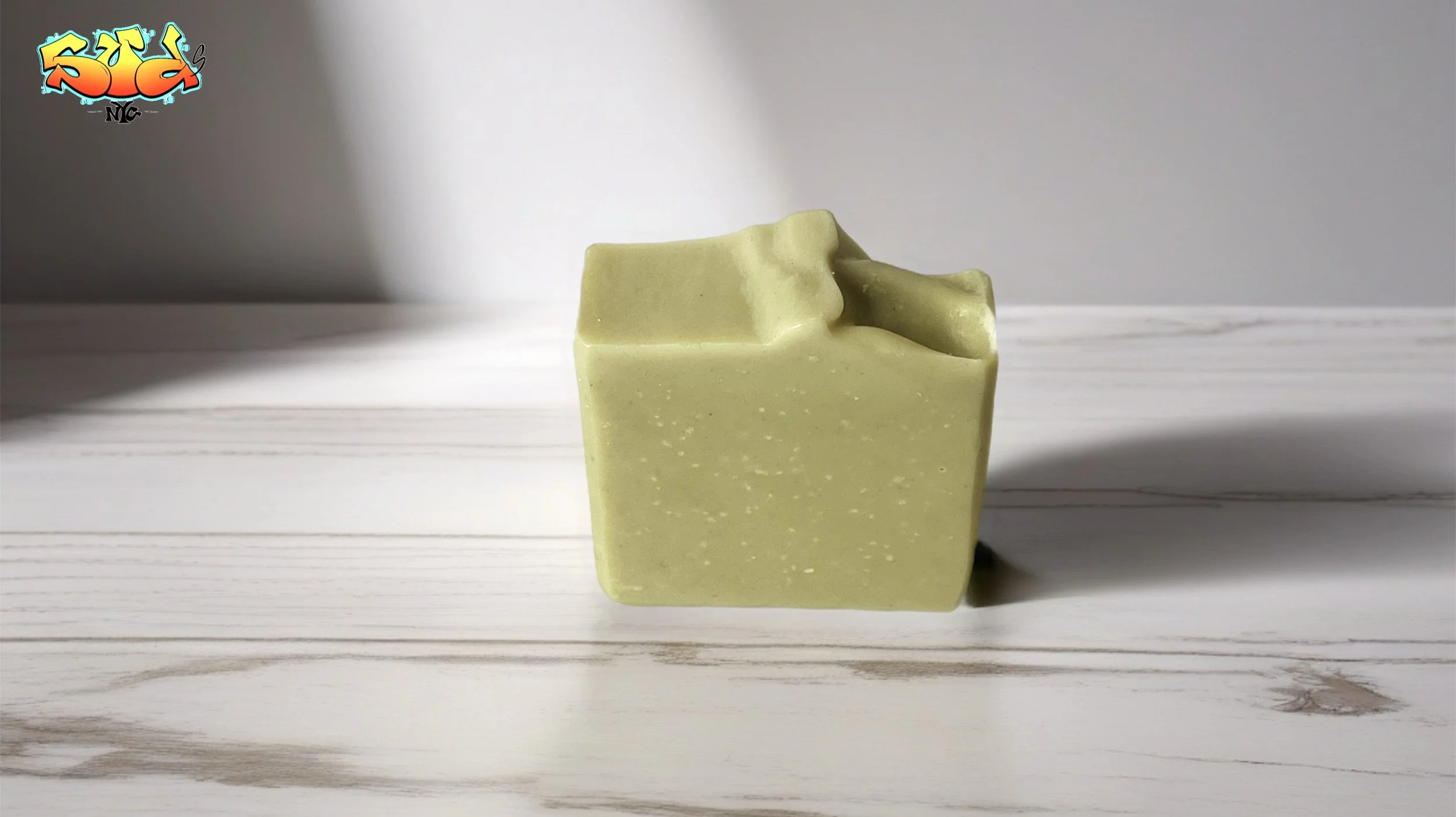 Verdant Rush spinach soap with peppermint and tea tree.