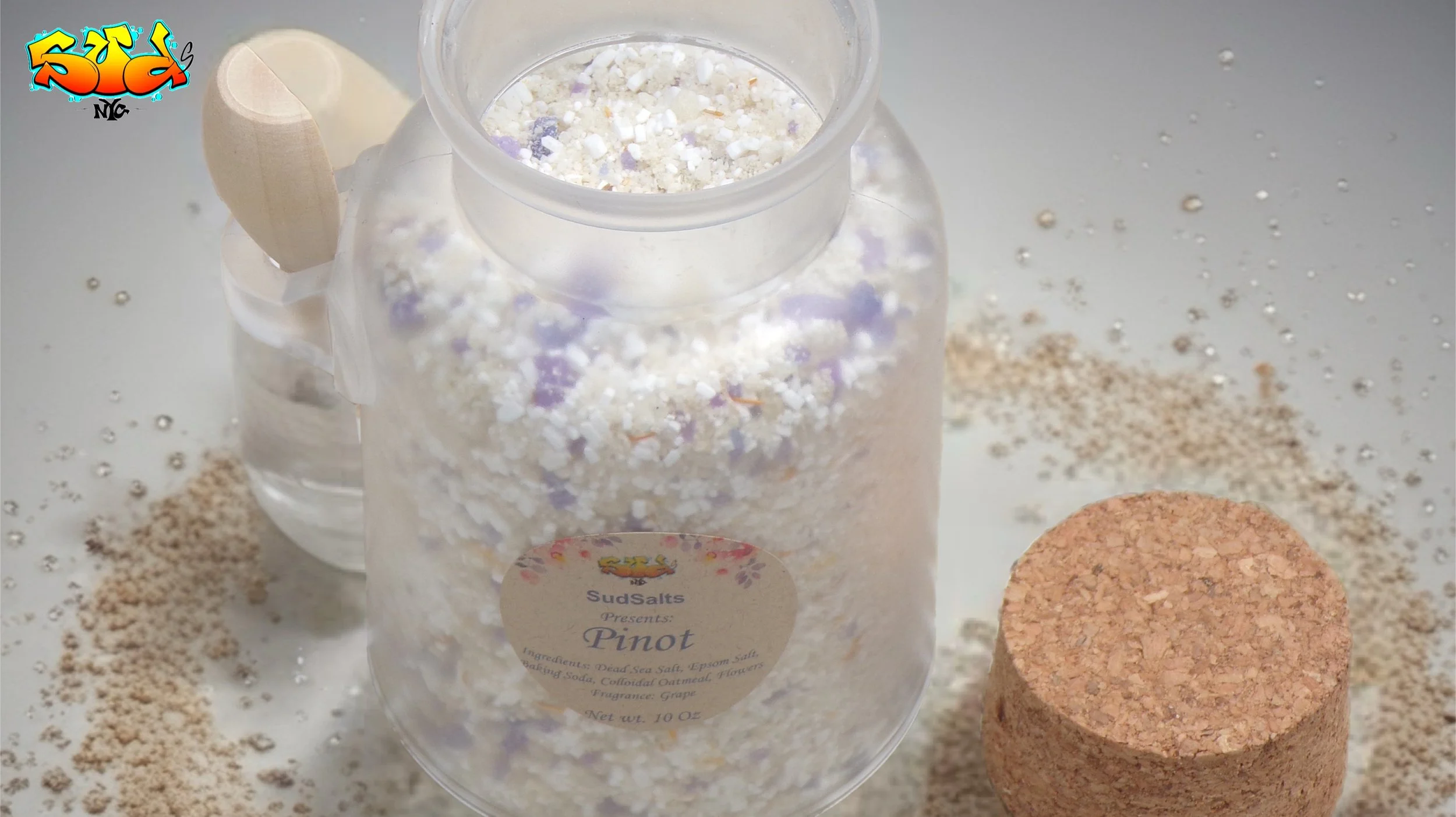 Pinot bath salt with grape scent