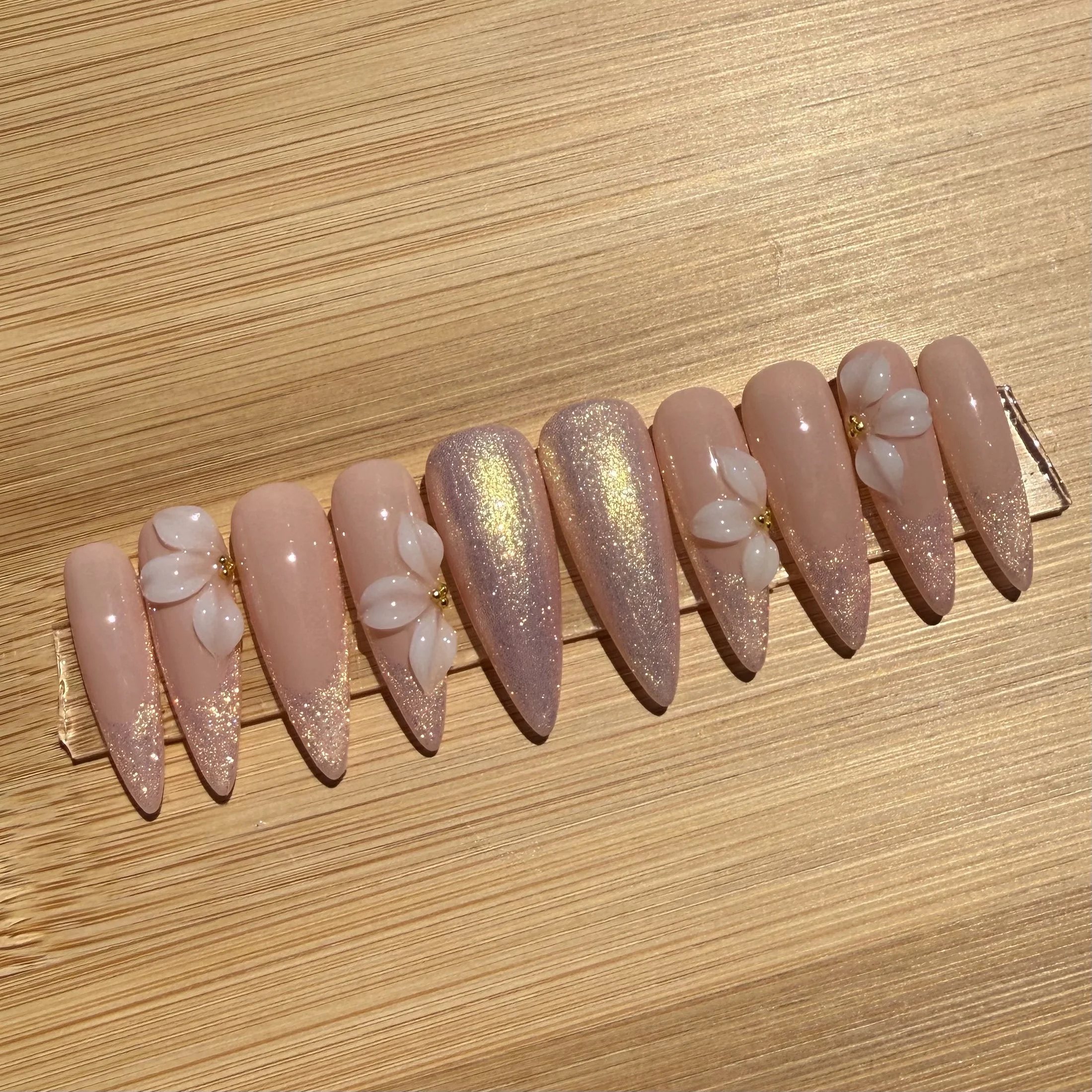 (RTS) PETAL GLOW - MEDIUM