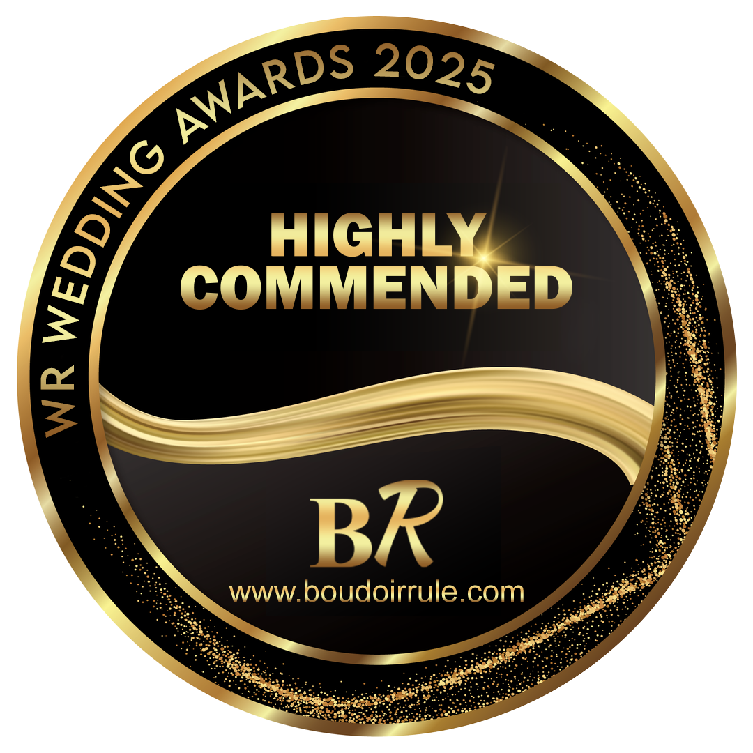 Highly Recommended award badge for Seattle boudoir photographer - Wedding Awards gold ribbon design