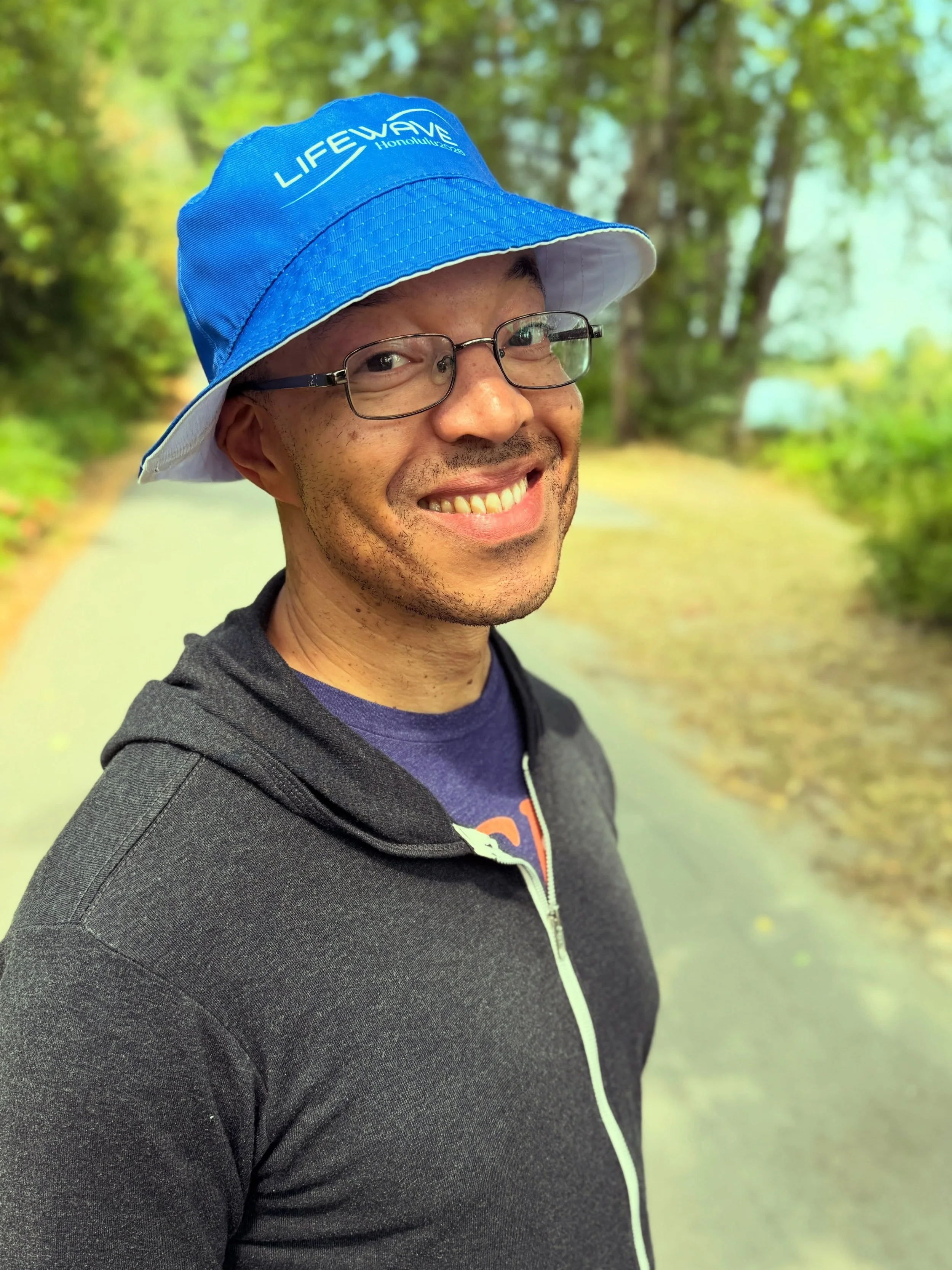 We might have a new Brand Partner for Lifewave ;) 

Tom worked an outdoor festival yesterday from 10am-10pm. 
After a long day involving constant movement, set up + take down, loading and unloading the car- he would normally be a bit sore the next da