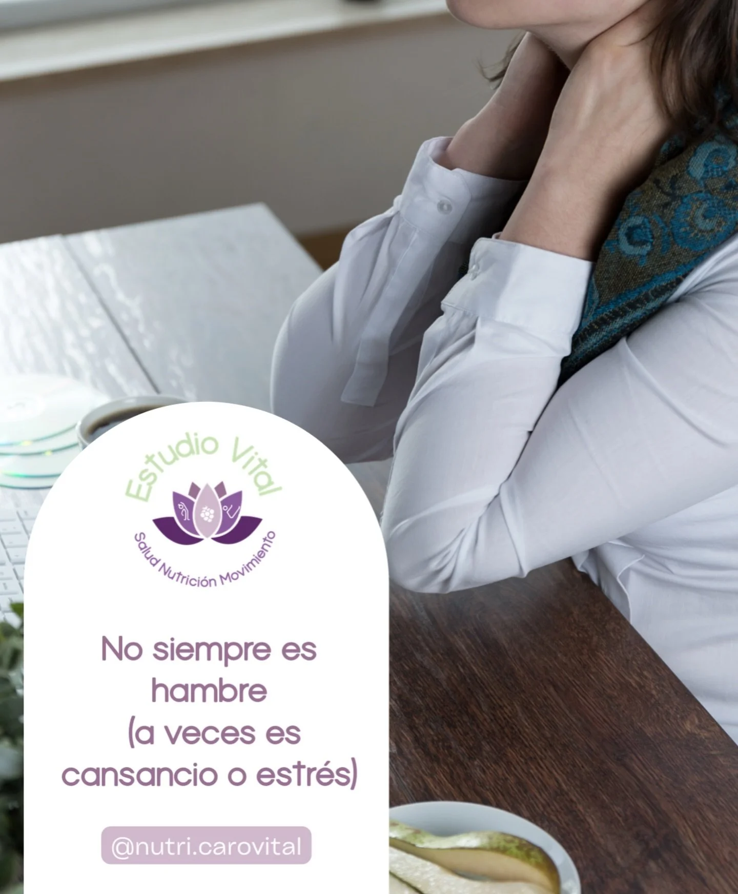 Muchas veces pensamos que &ldquo;fallamos&rdquo;
porque sentimos hambre todo el tiempo.
Pero no siempre es hambre.
A veces es cansancio.
A veces es estr&eacute;s.
A veces es carga mental.
Y a m&iacute; tambi&eacute;n me pasa.
El problema no es sentir