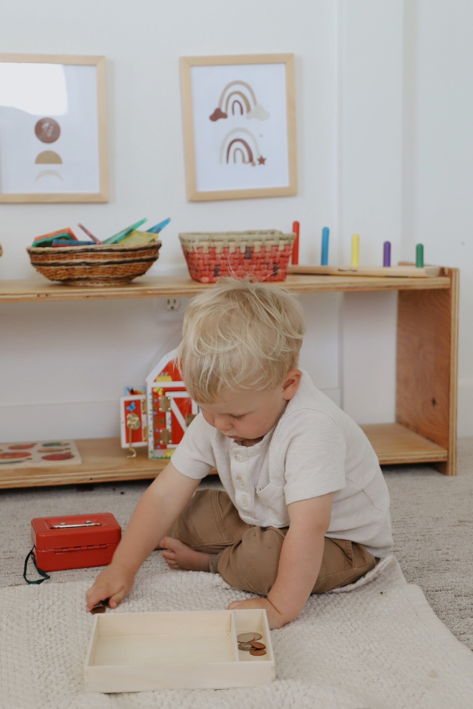 How to encourage independent play? — Little Farm Montessori