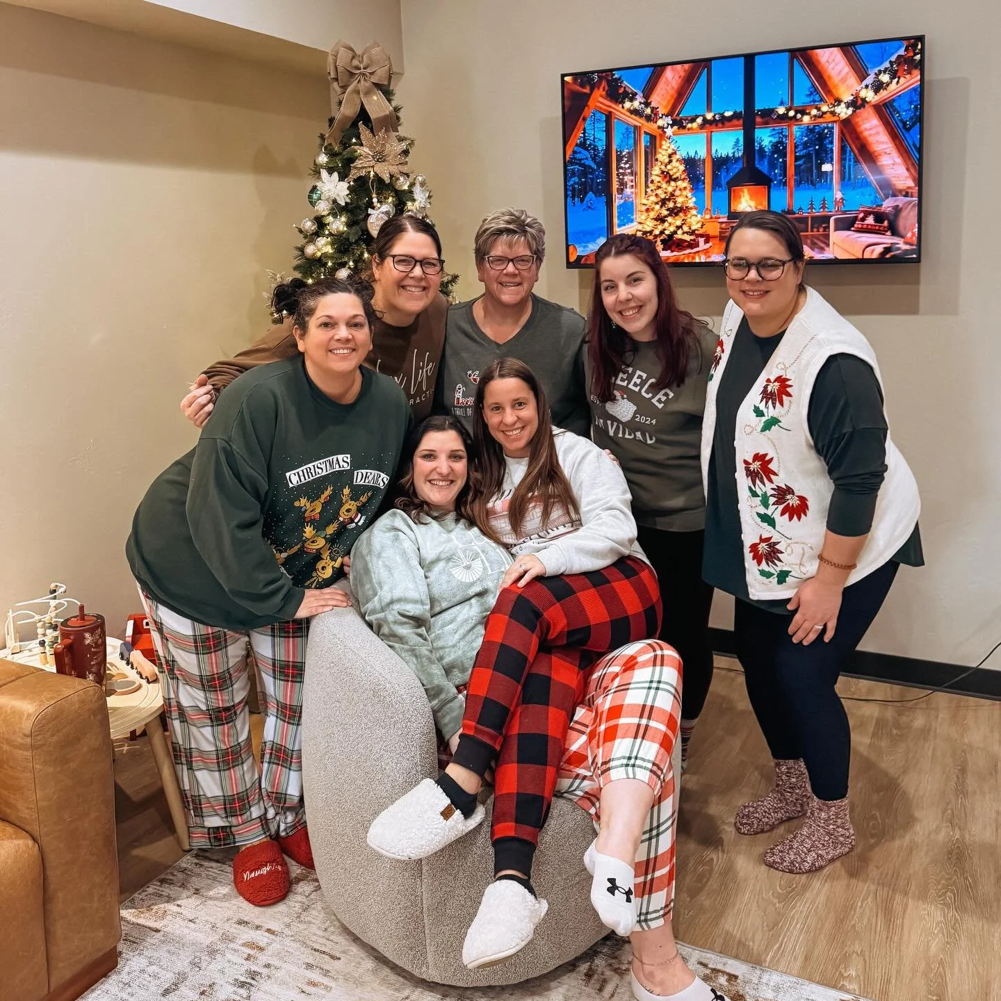 AND THAT'S A WRAP! 🎁 

What a blessing it is to serve such an incredible crew of human beings. We are so beyond grateful for each and every one of you!

From our team to all of you - we'd like to wish you a very Merry Christmas and Happy Holidays!! 