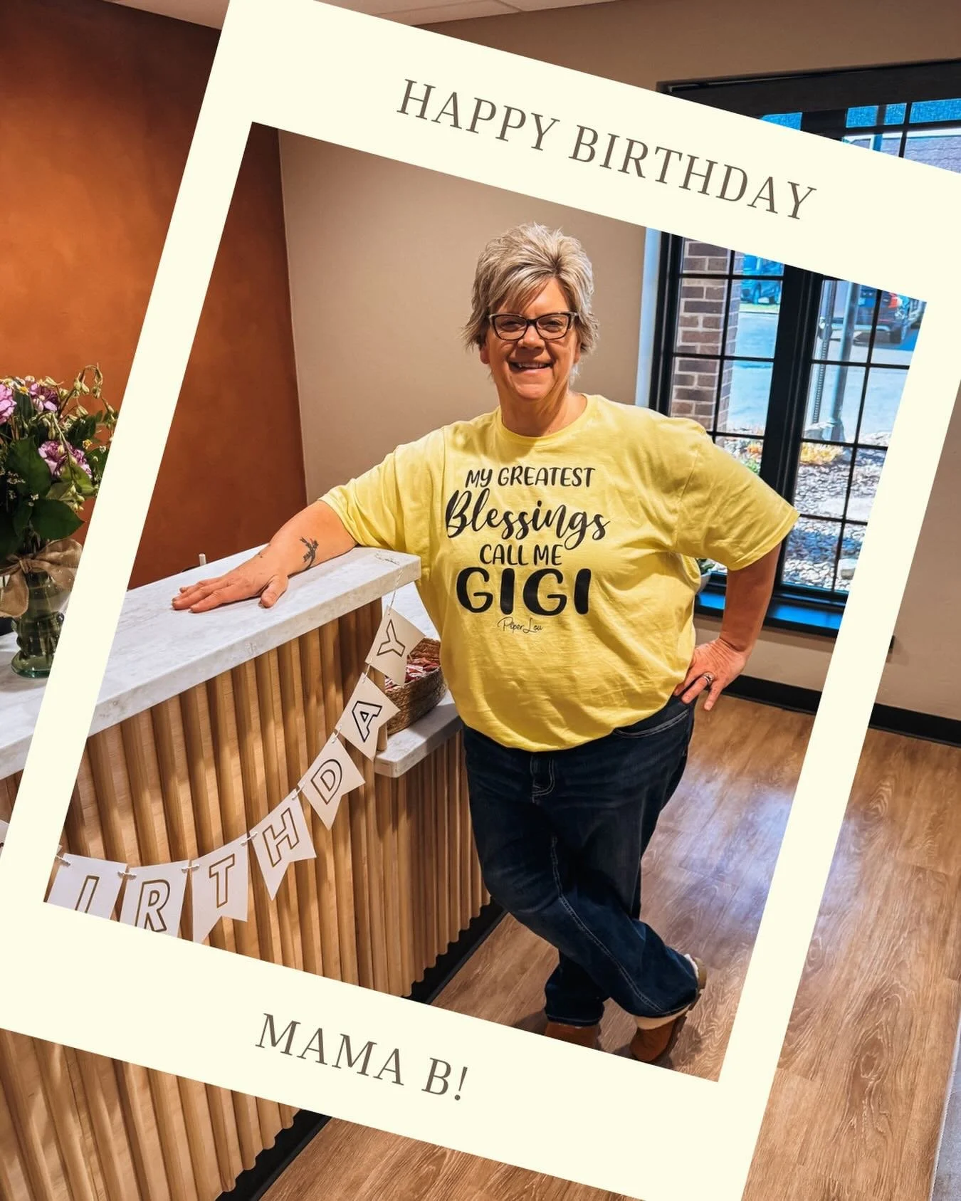 Shouting from the rooftops (a couple days late because today, we celebrate here!) 

HAPPY BIRTHDAY, MAMA B!!! 🎉 

The heart and soul of Lux right here 🤍 What in the world would we do without her positive energy or her ability to make everyone feel 