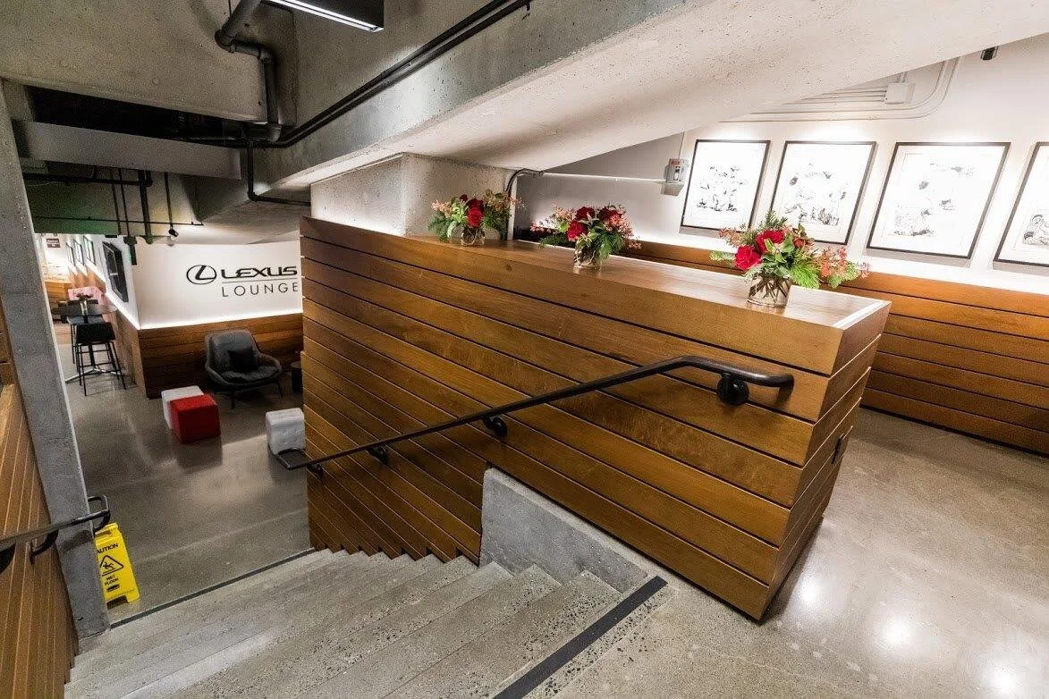 LexusLounge1.jpg