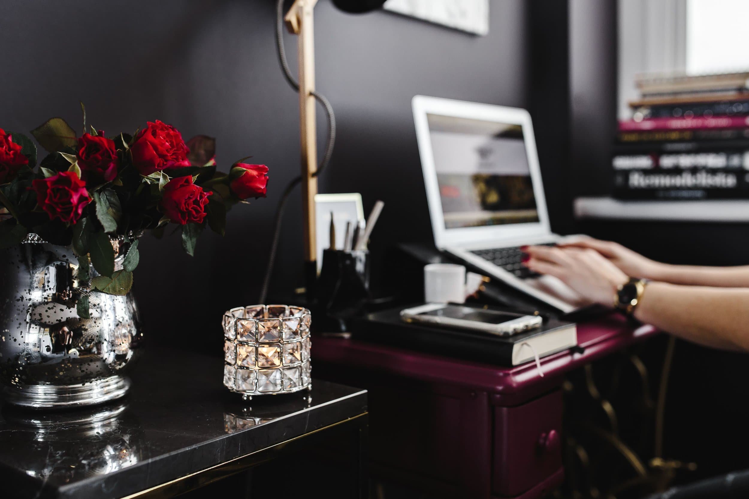 squarespace designer helping with squarespace website at her desk