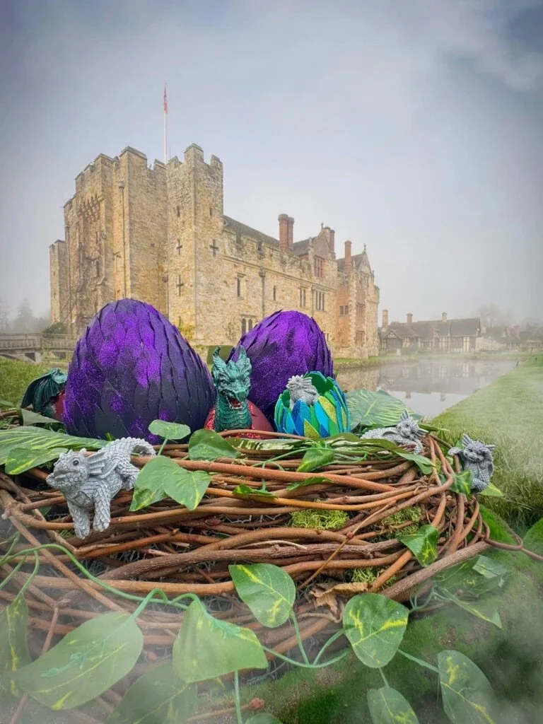 This Easter, @hever_castle is hosting a magical adventure for families, with mythical dragons included!🐉

From 28th March to 19th April 2026, children can join in on their exciting ‘Great Dragon Egg Hunt’, an adventure across the castle’s historic g