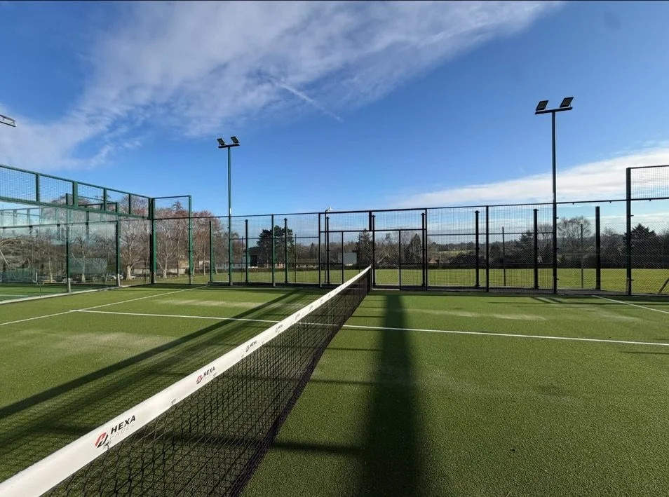Hollybush Tennis Club’s new Padel hub is now open!🙌 Padel is a fun, social game that’s easy to pick up, whether you’re brand new or already sporty. If you are keen to try the newest sporting trend and try something new, it’s easy to fall in love wit
