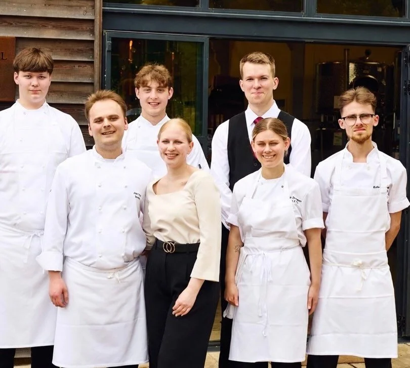 Bowley’s at The Plough is a restaurant that, if it isn’t already, really should be on your radar!💫

Tucked away down Taylor’s Lane in the charming village of Trottiscliffe, Bowley’s at The Plough is one of Kent’s most exciting British fine-dining de