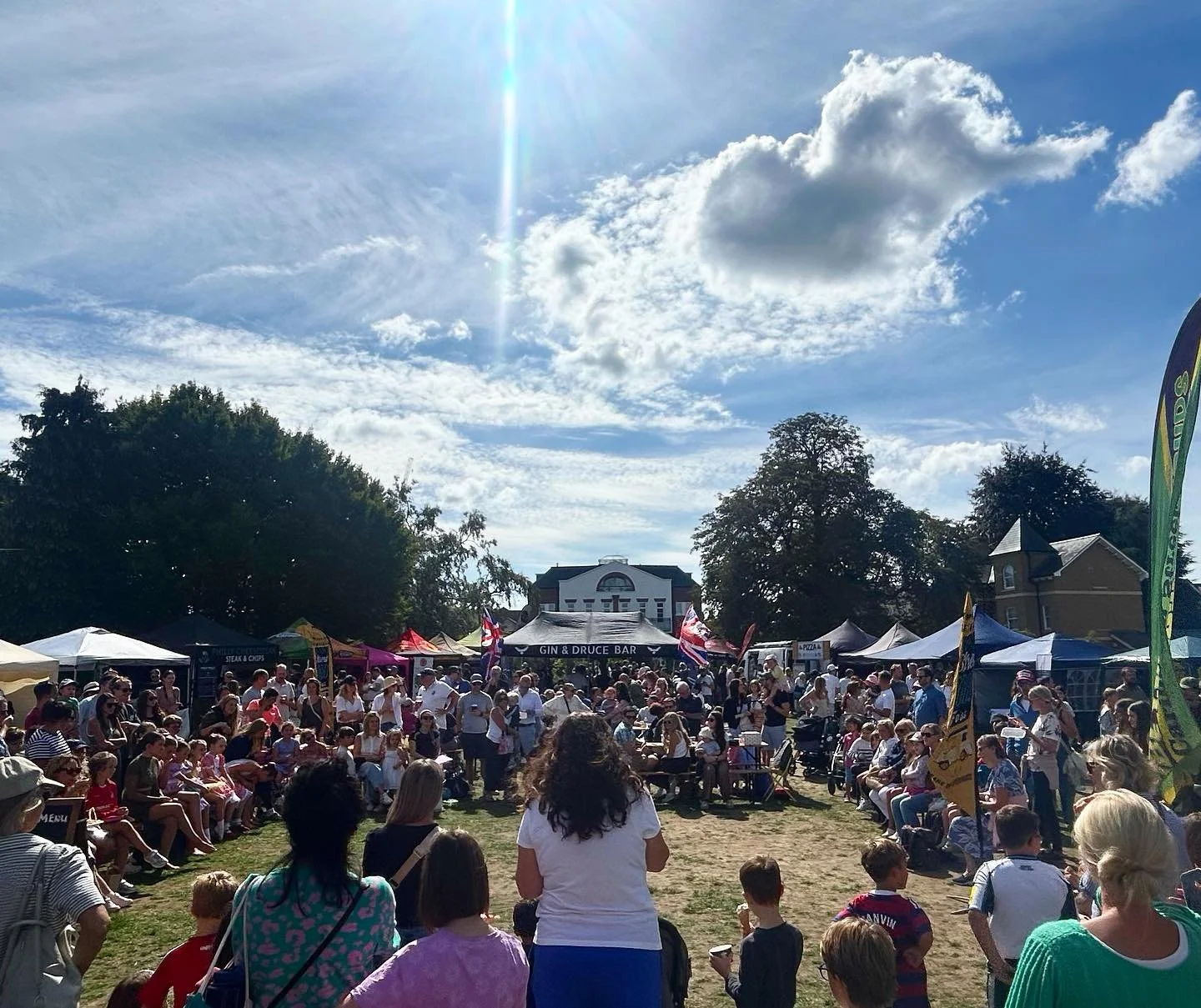 A huge thank you to everyone who came down to Sevenoaks Street Food Fest on Saturday!🙏
We hope everyone had a great day and we’re very thankful for the amazing sponsors, vendors, staff, musicians, dancers and all those who were involved!🌟A huge tha