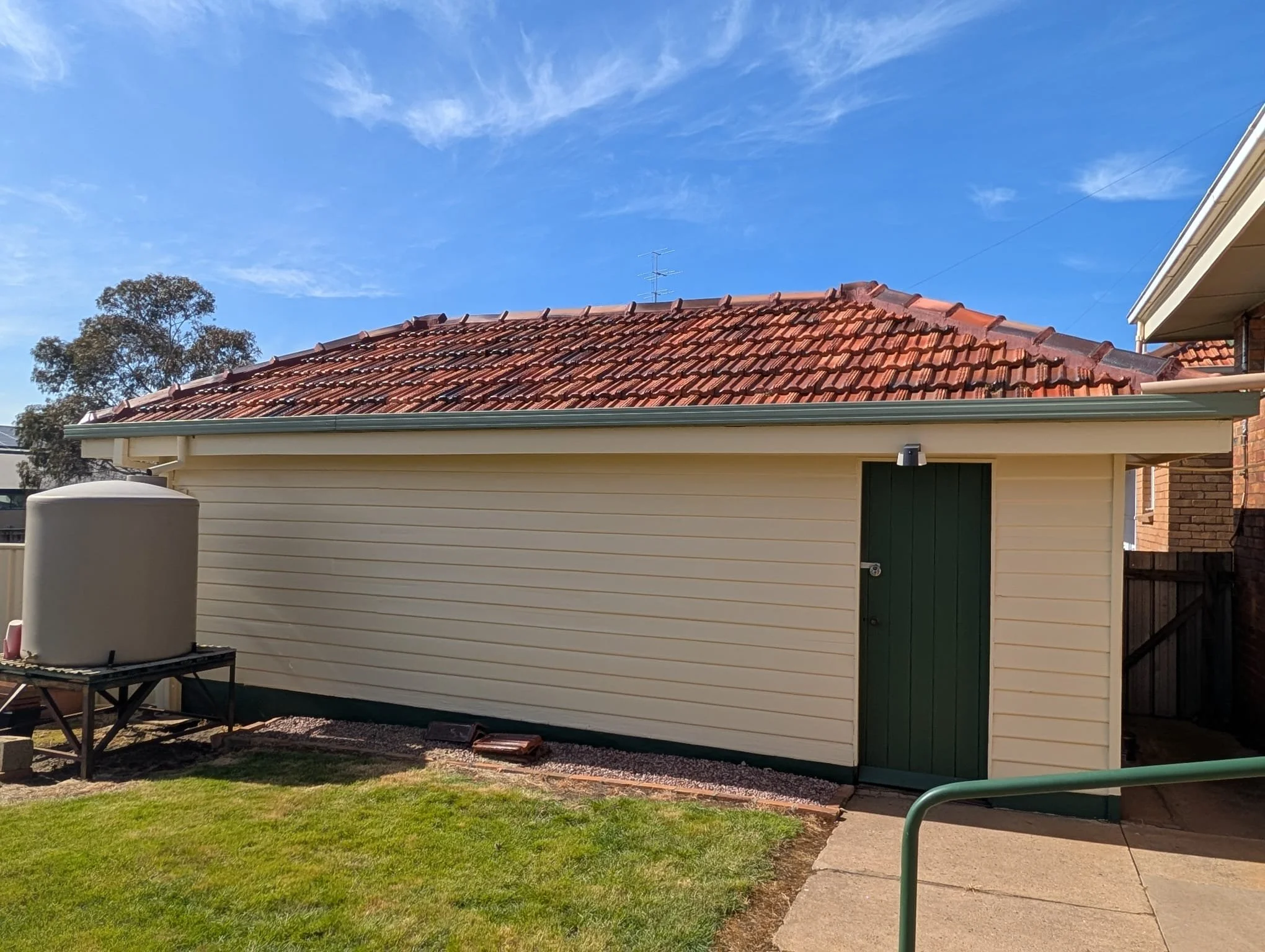 Garage.jpg