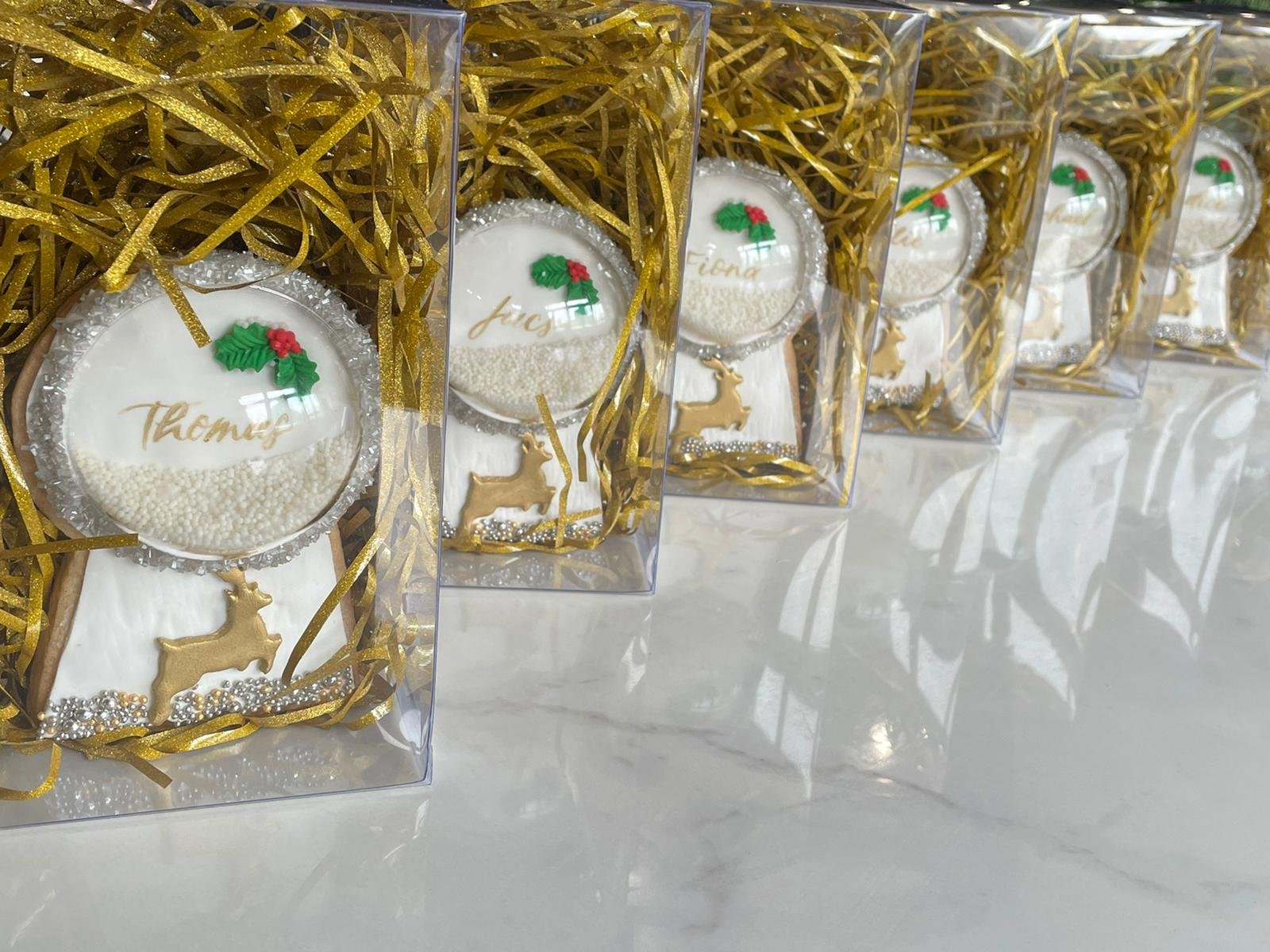 Calligraphy on christmas cookies Hong Kong