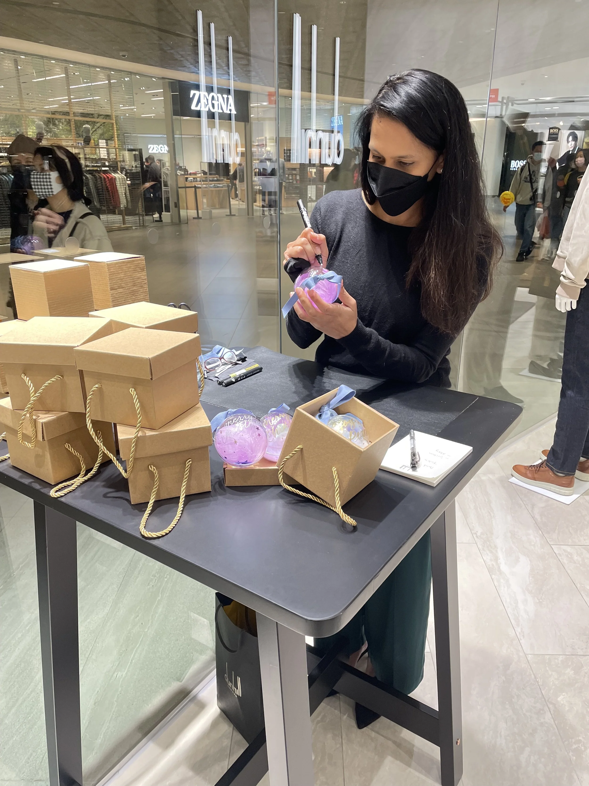On-site christmas calligraphy baubles hong kong