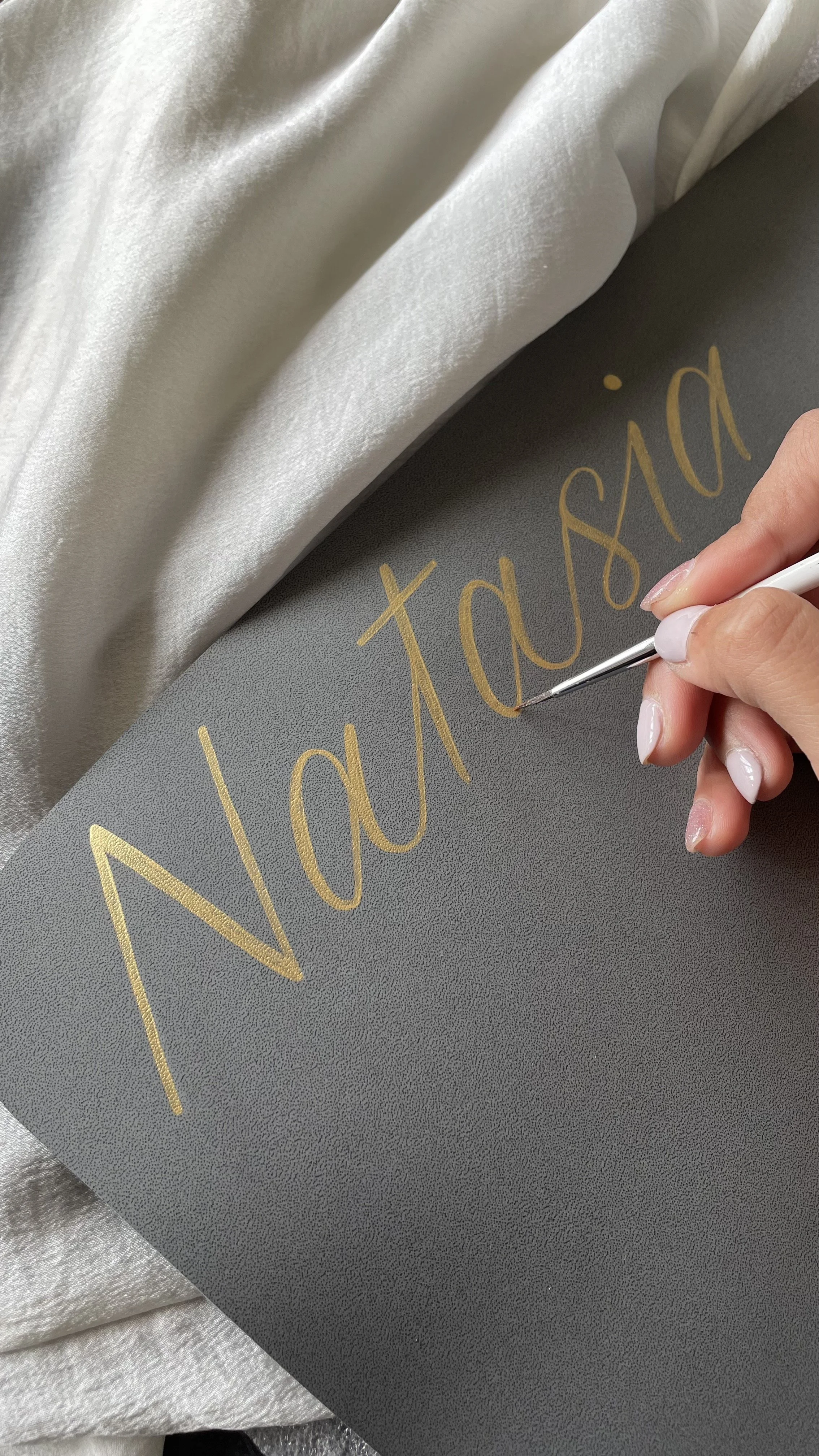 hong kong calligrapher painting on-site