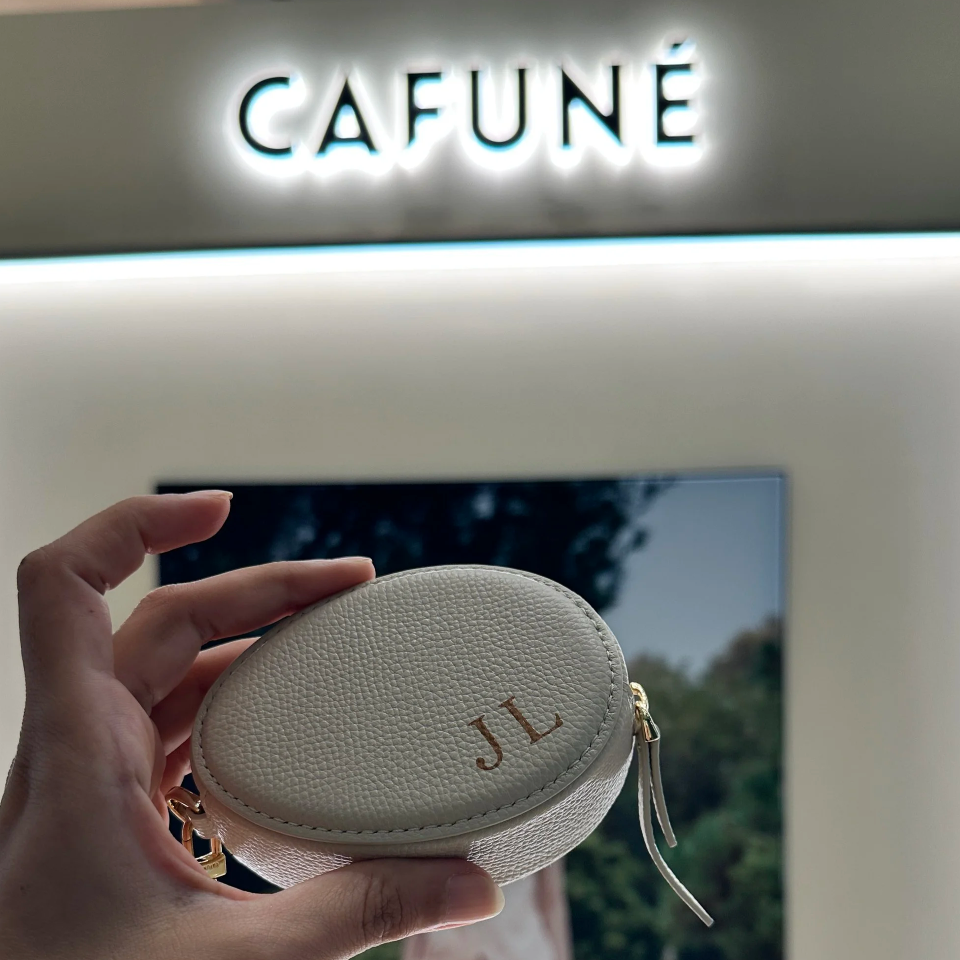 On-site Leather Painting on Bag Charms for Cafune Hong Kong pop up at IFC