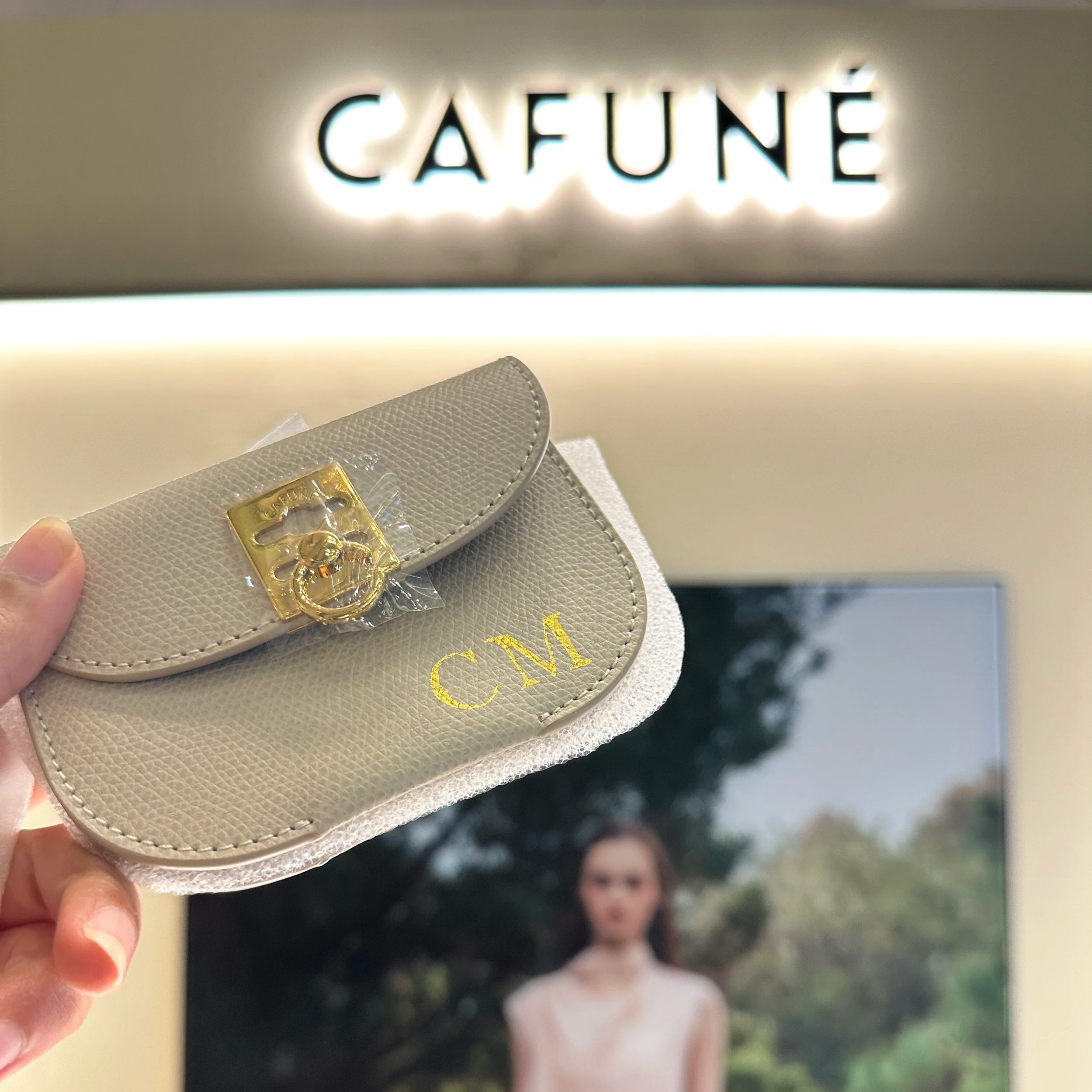On-site Leather Painting on Bag Charms for Cafune Hong Kong pop up at IFC