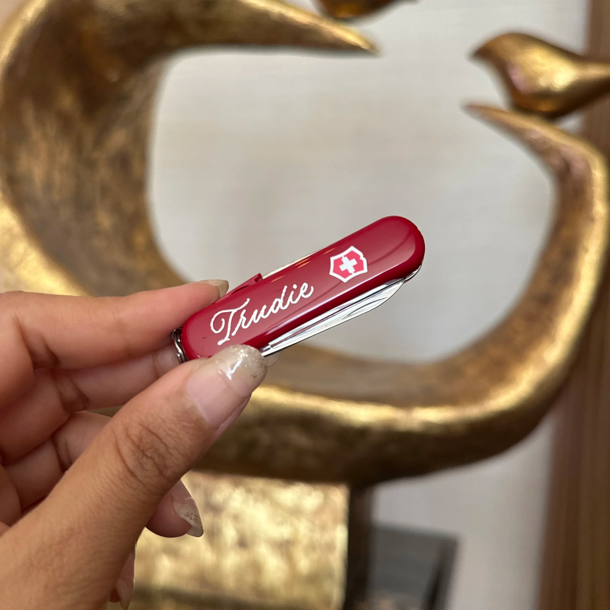 On-site Calligraphy Heat Foiling on Swiss Army Knives for client event in Hong Kong