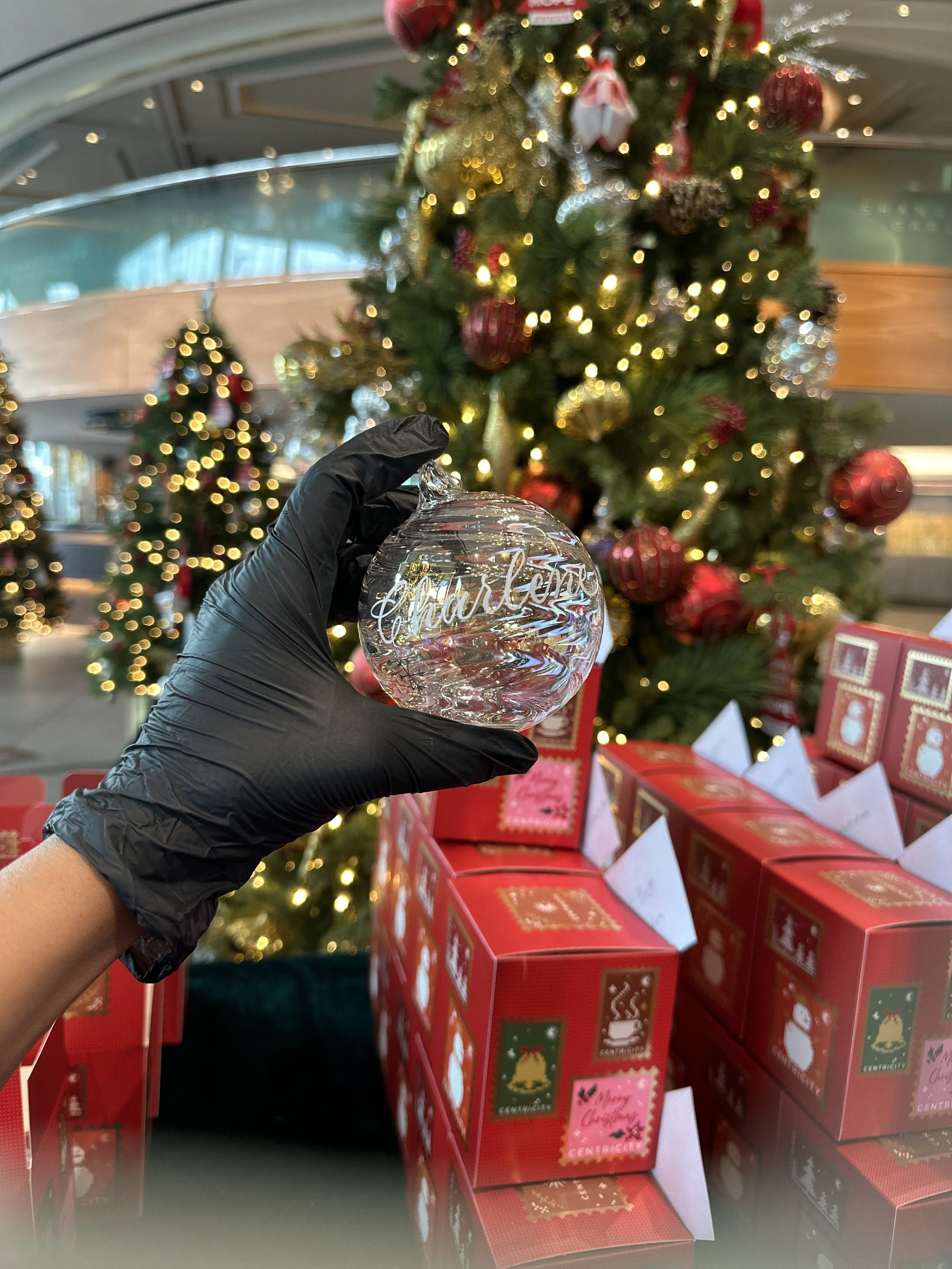 On-site calligraphy on christmas baubles hong kong