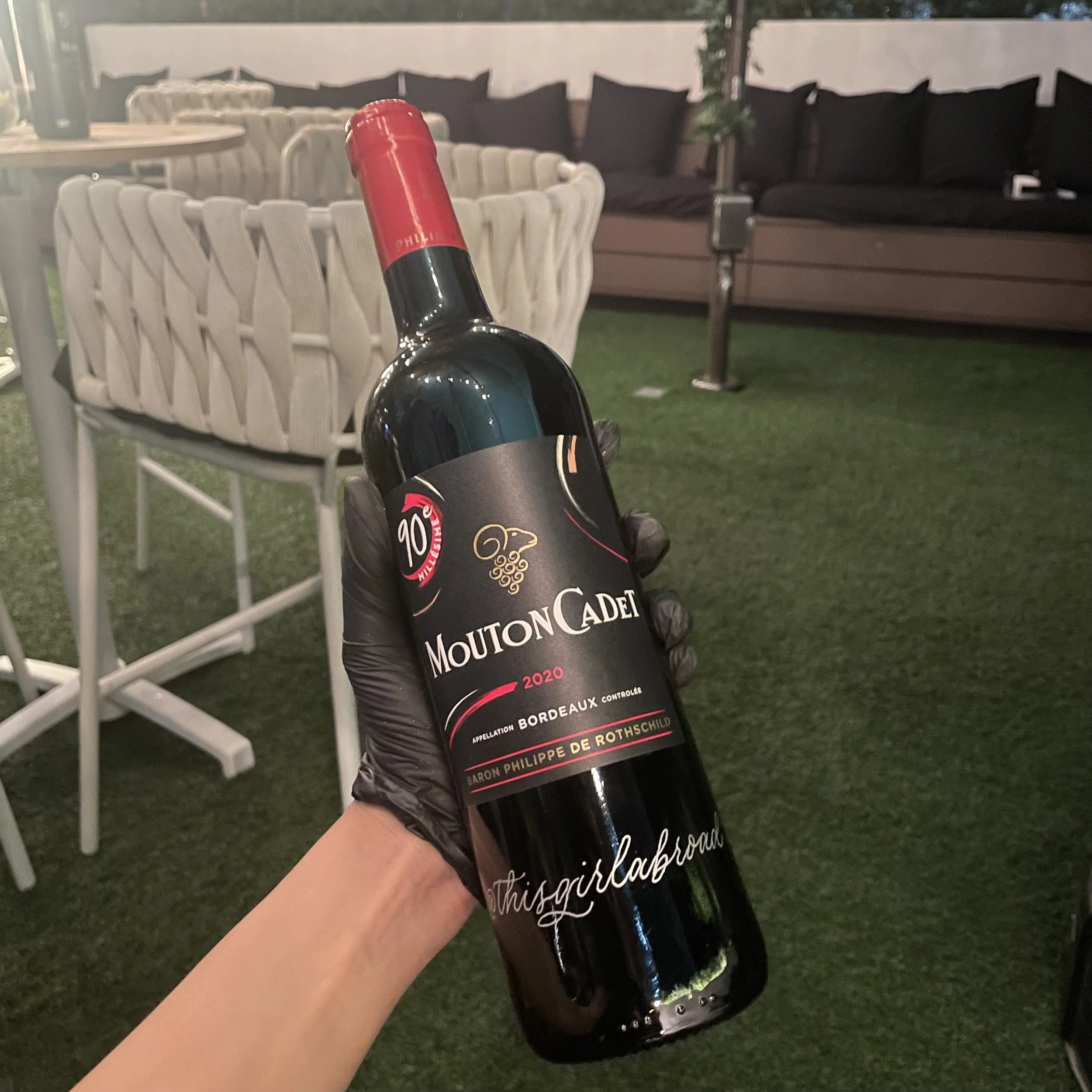 On-site Personalisation Calligraphy Engraving Hong Kong 