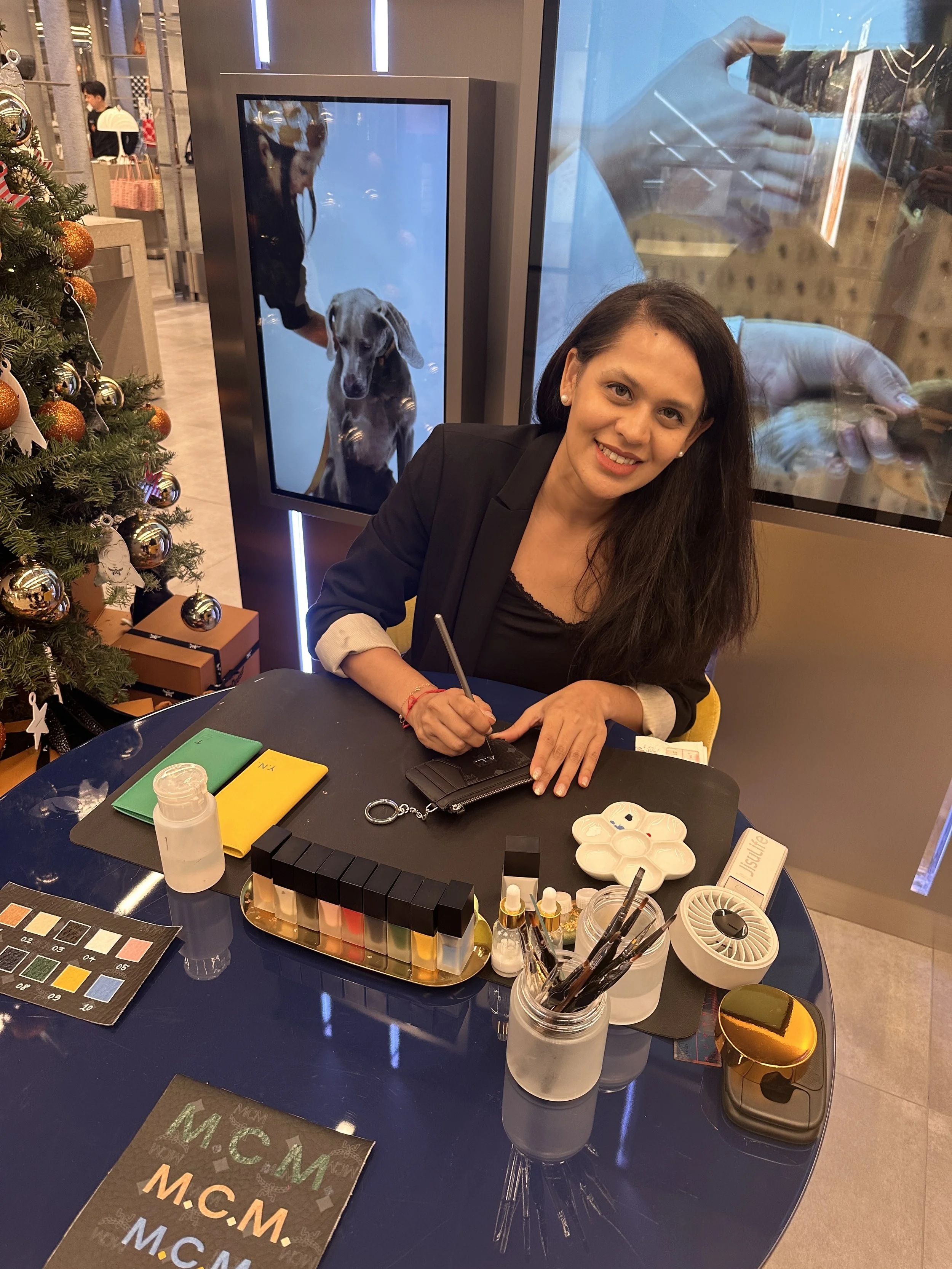 On-site Leather Painting Hong Kong