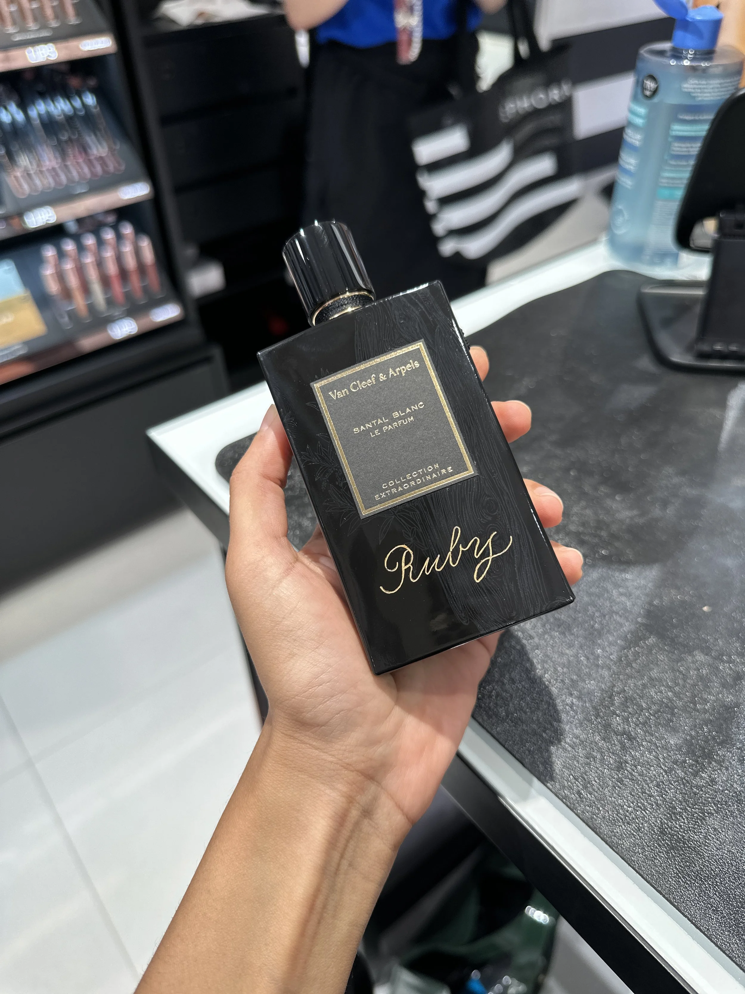 On-site Engraving on Fragrances Hong Kong