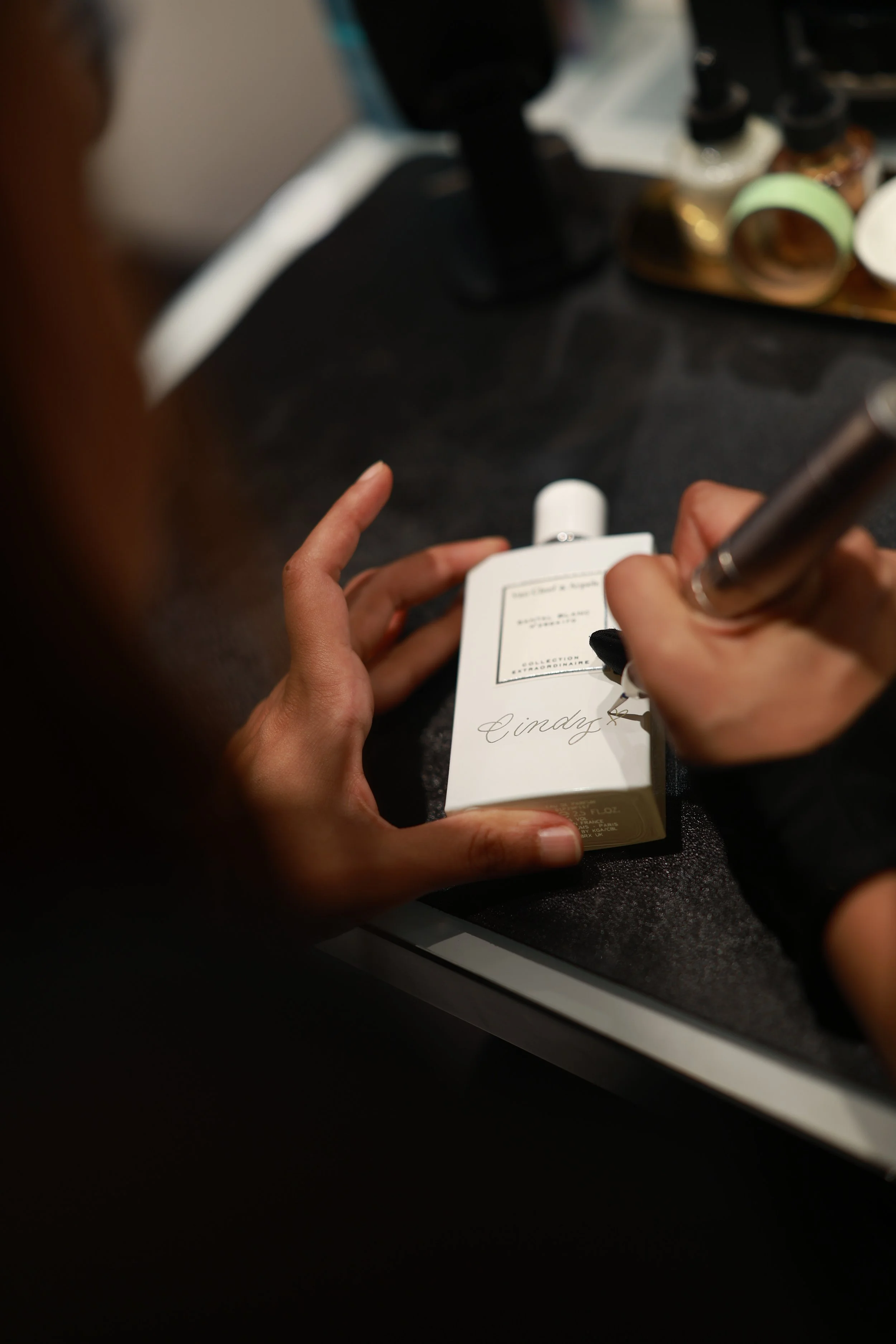 On-site Engraving on Van Cleef and Arpels fragrance at Sephora Hong Kong