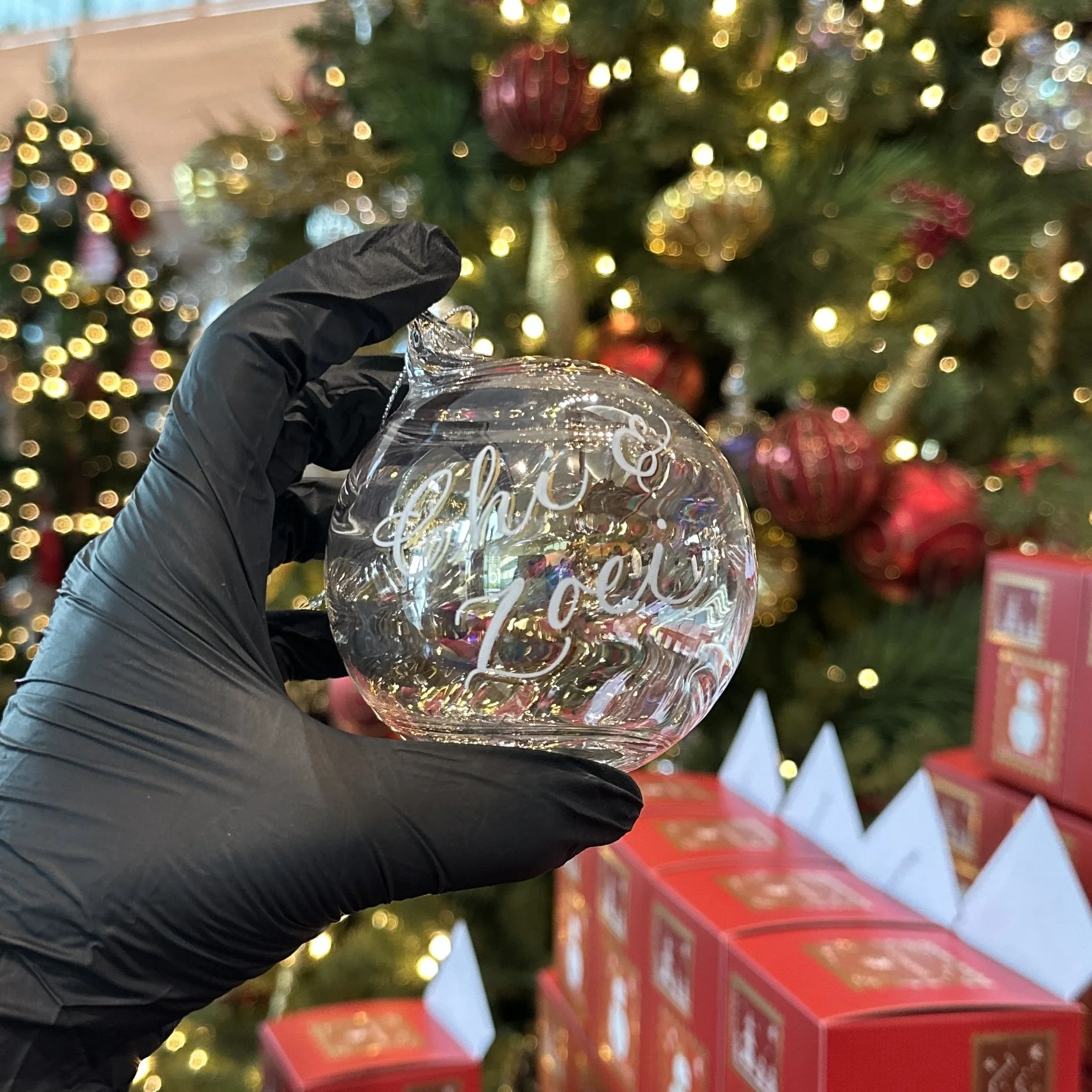 On-site calligrapher hong kong - personalised christmas ornaments for Centricity
