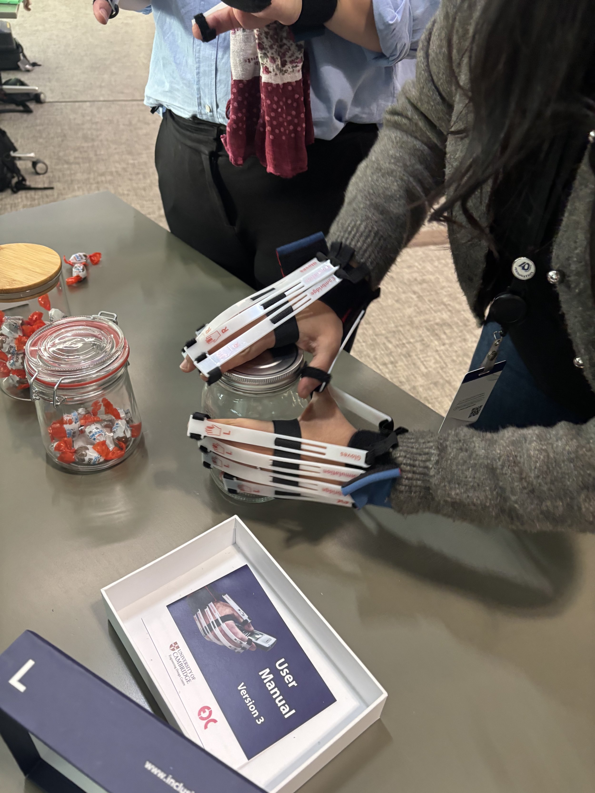 arthritis simulation glove