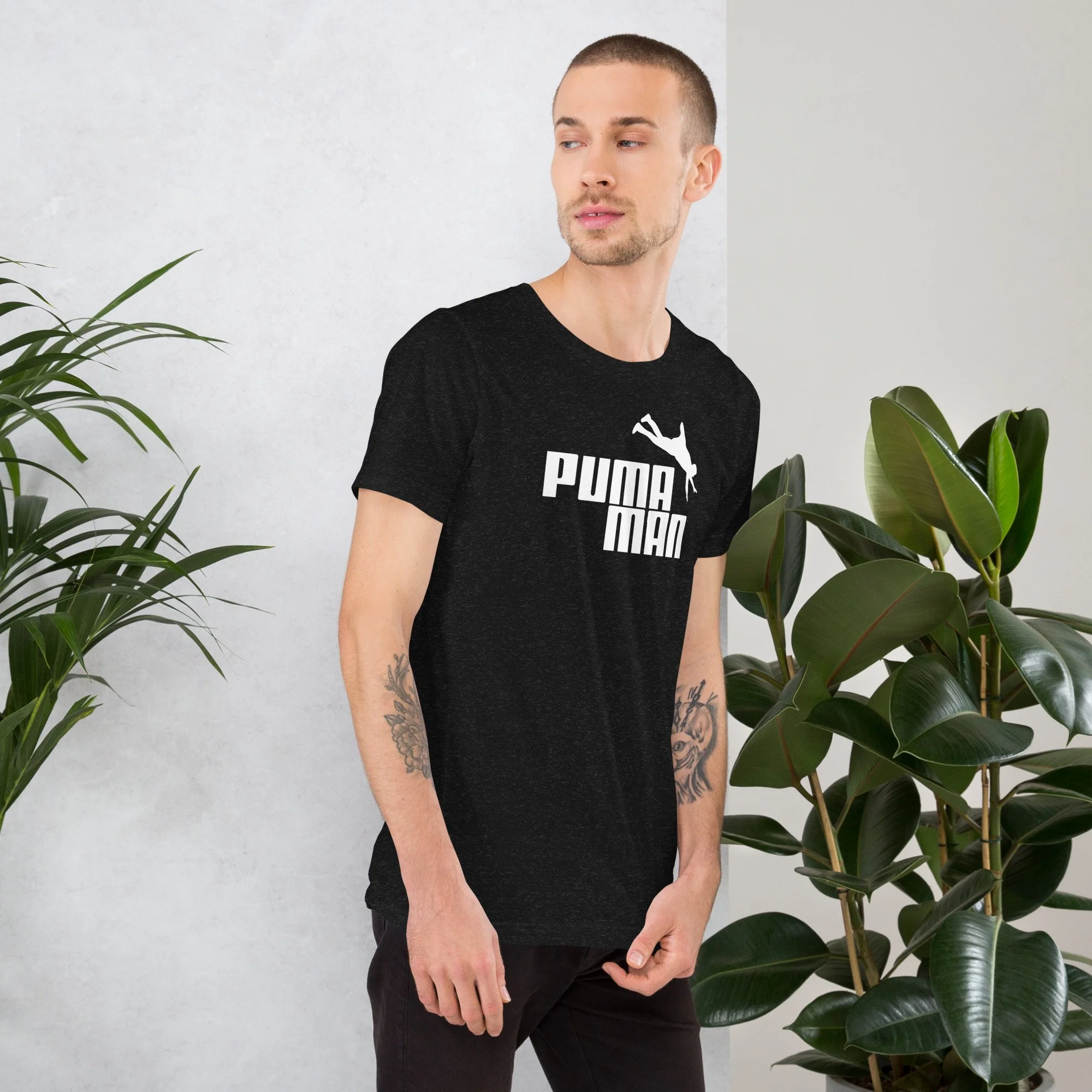 unisex-staple-t-shirt-black-heather-right-696e6af914e83.jpg