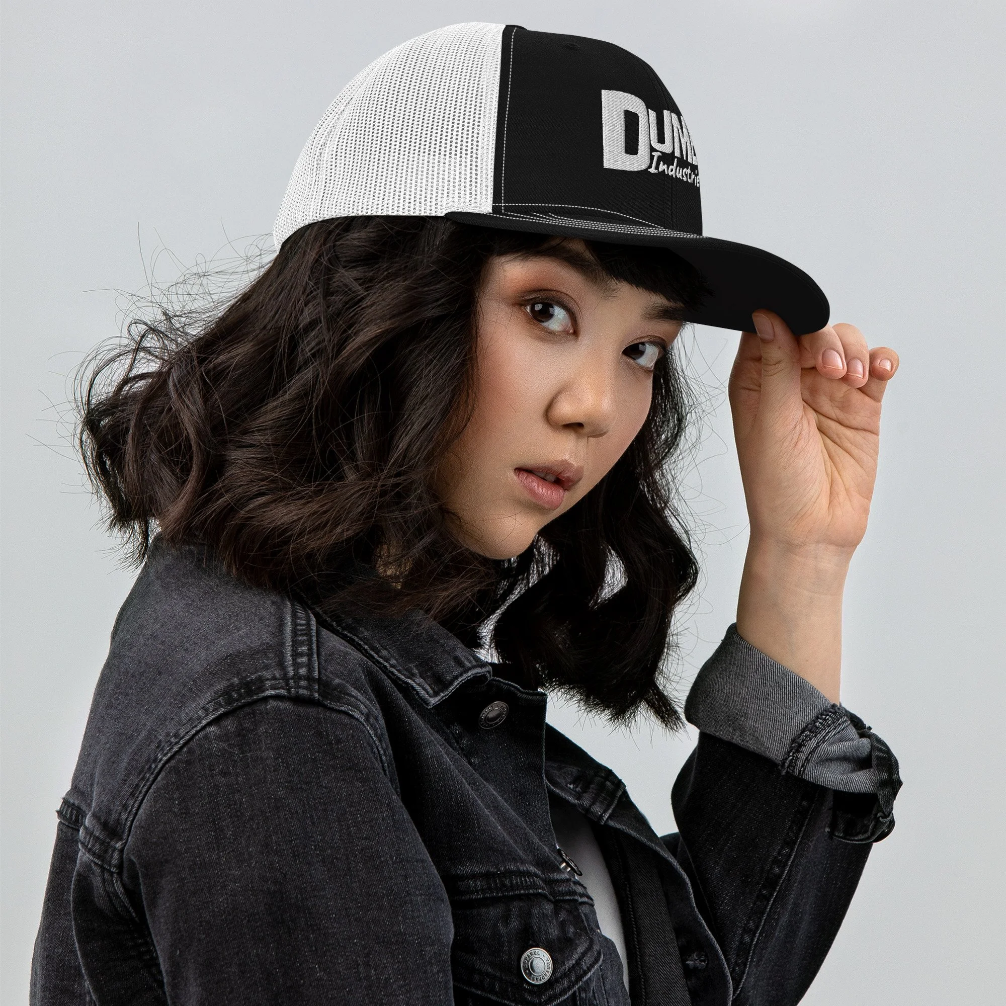 snapback-trucker-cap-black-white-right-side-6ad04db4daed6.jpg