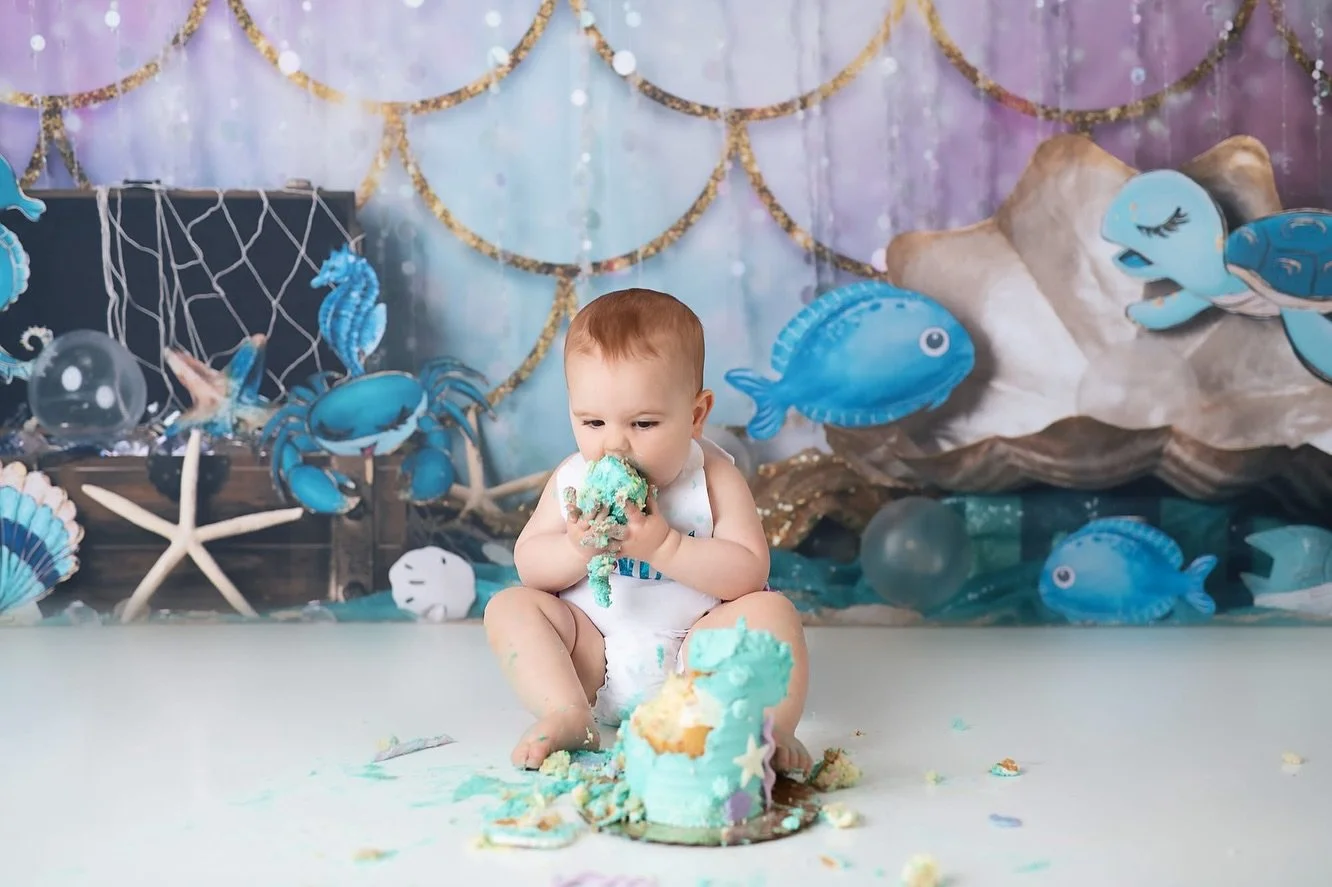 The perfect theme for those summer birthdays 🤍 Now booking March-September

#cakesmash #rhodeisland #cakesmashideas #cakesmashphotoshoot #rhodeislandnewbornphotographer
