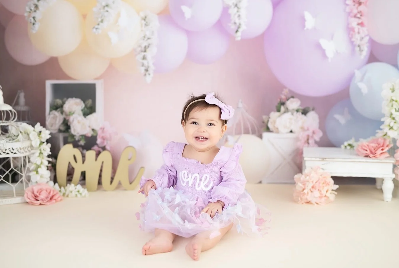 Loved this sweet girls cake smash 🤍 Now booking May-November 

#cakesmash #rhodeisland #cakesmashideas #cakesmashphotoshoot #rhodeislandnewbornphotographer