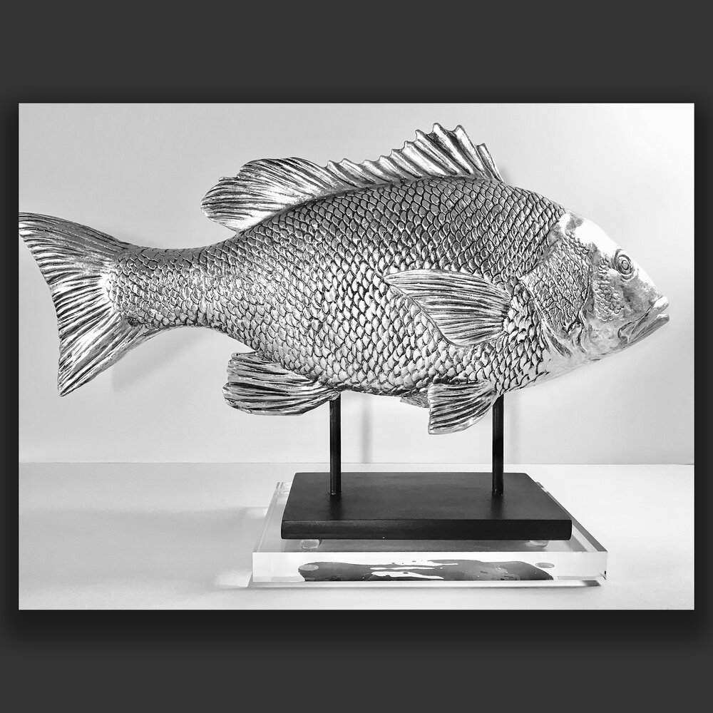 Grey Fish Ornament / Statue Stock Illustration - Illustration of