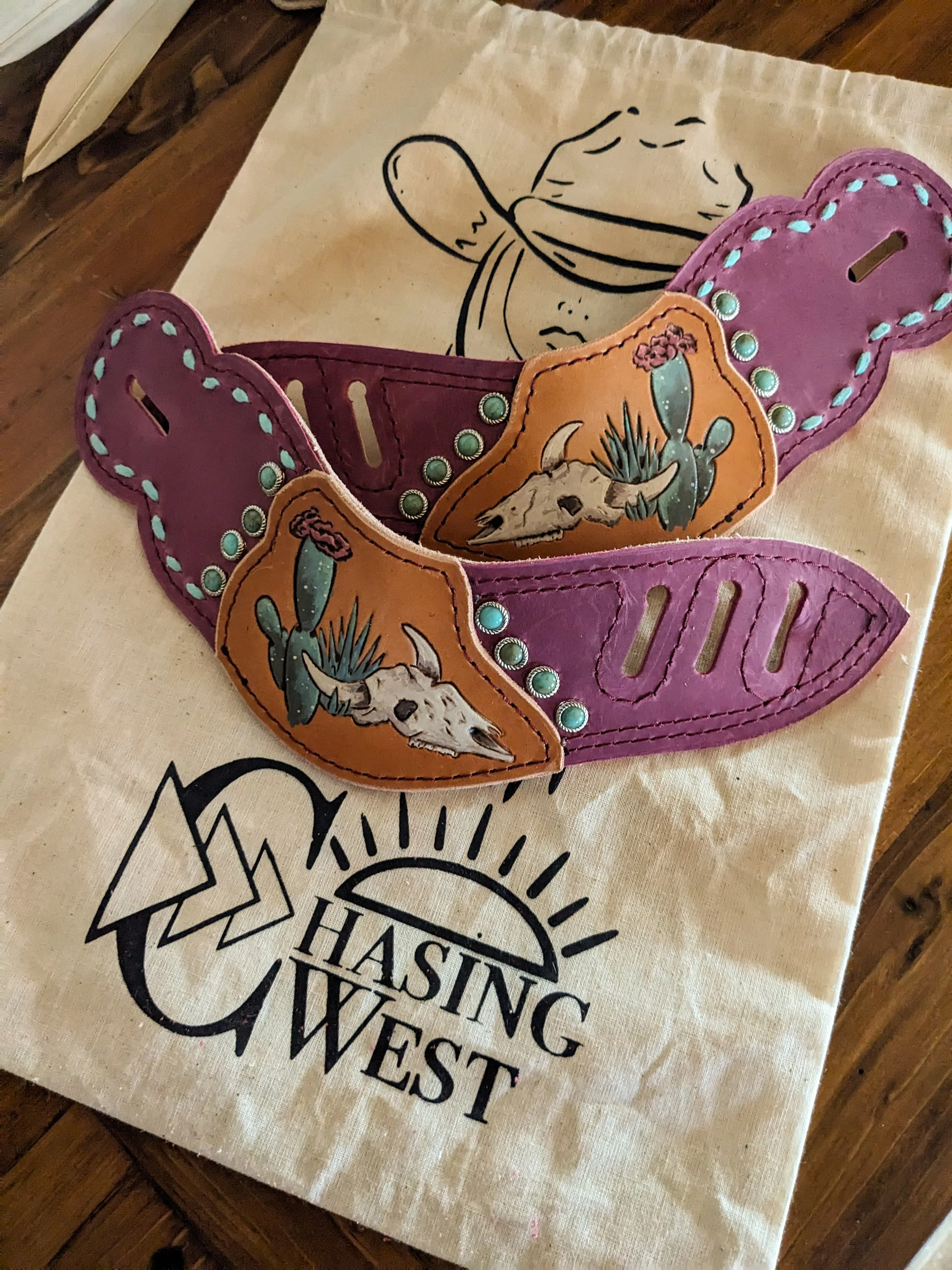 Custom Dove *Tale* Spur Straps