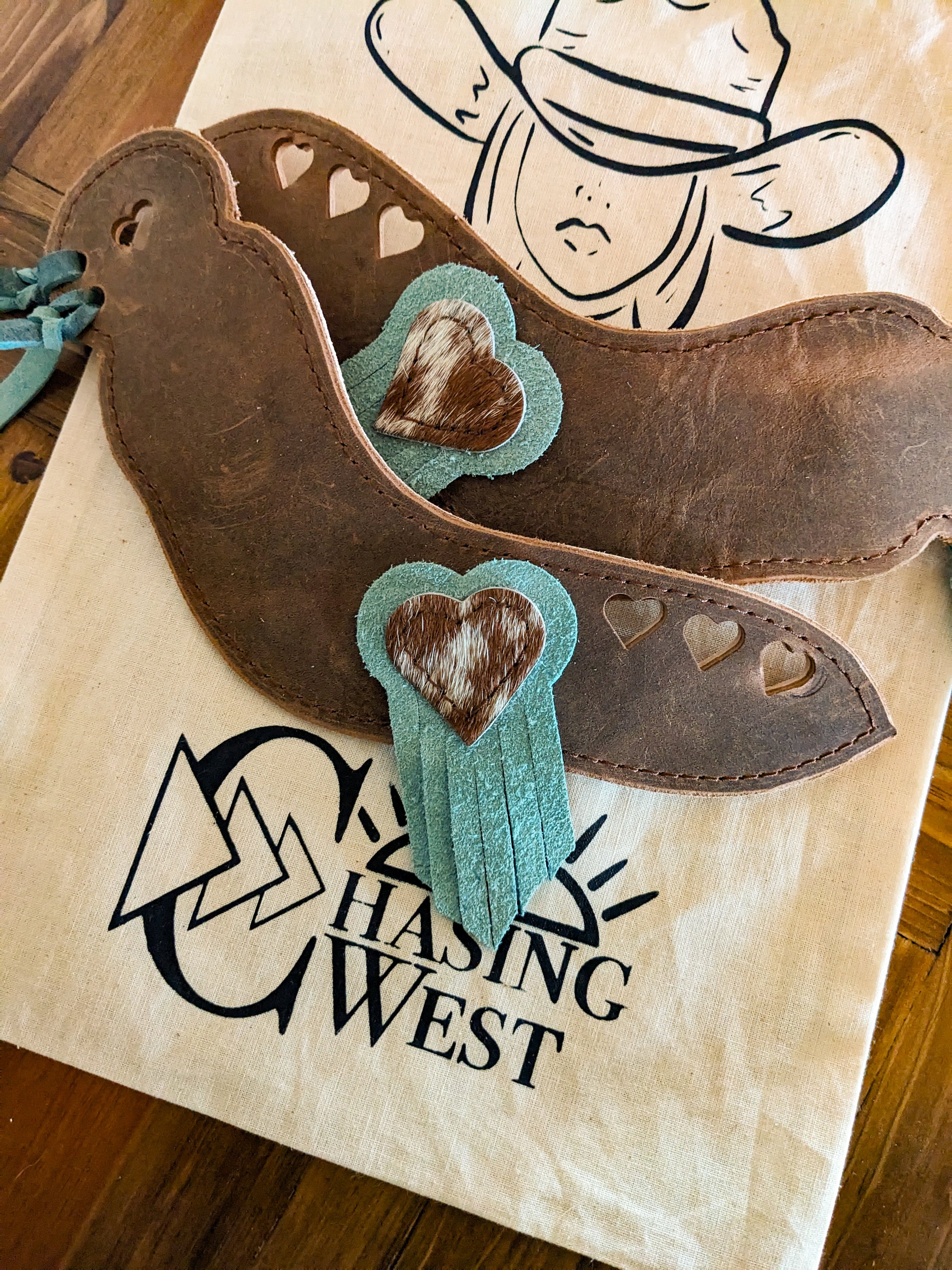 Ol' Cowgirl Heart Spur Straps