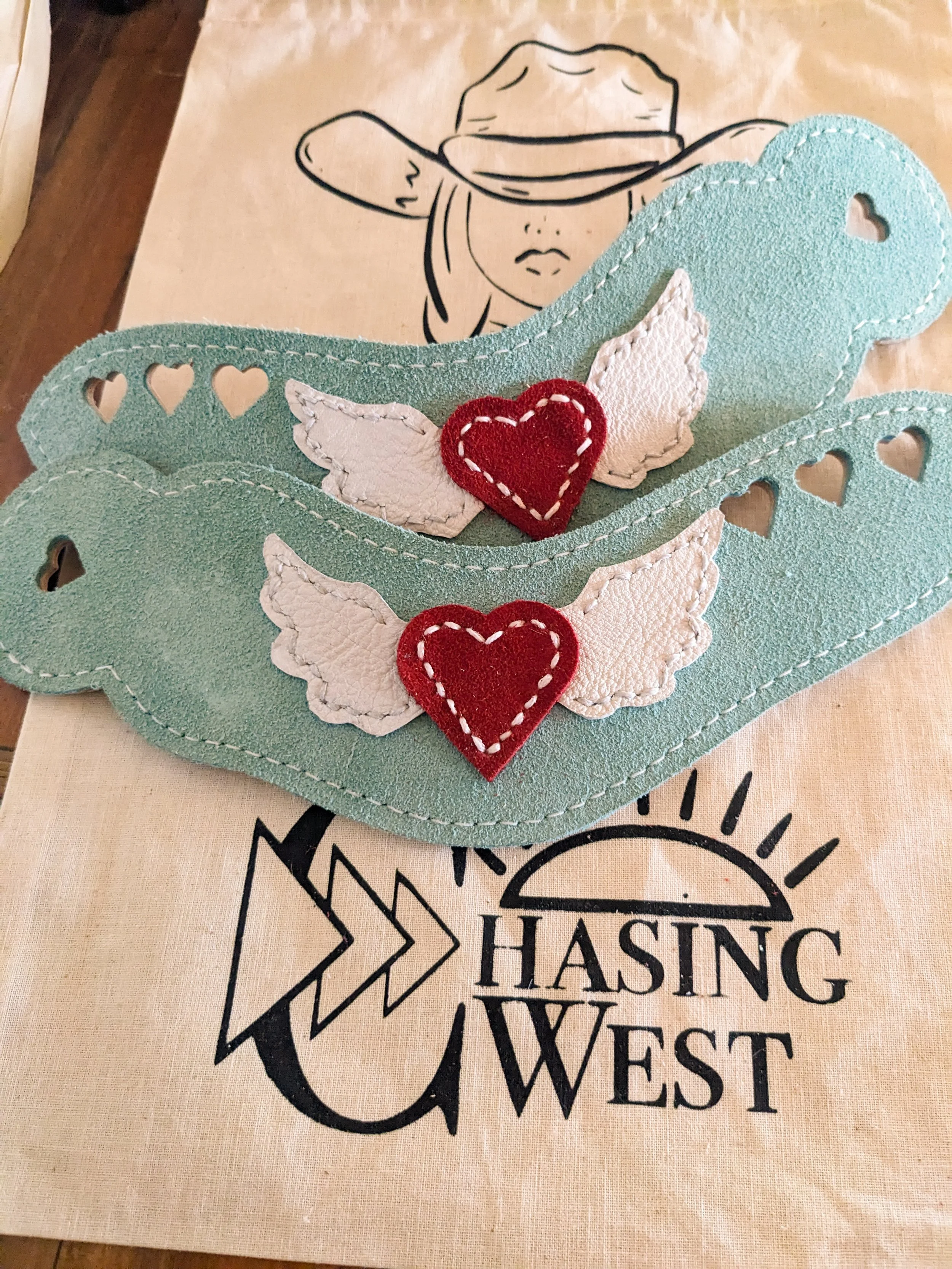The Light Hearted Spur Straps