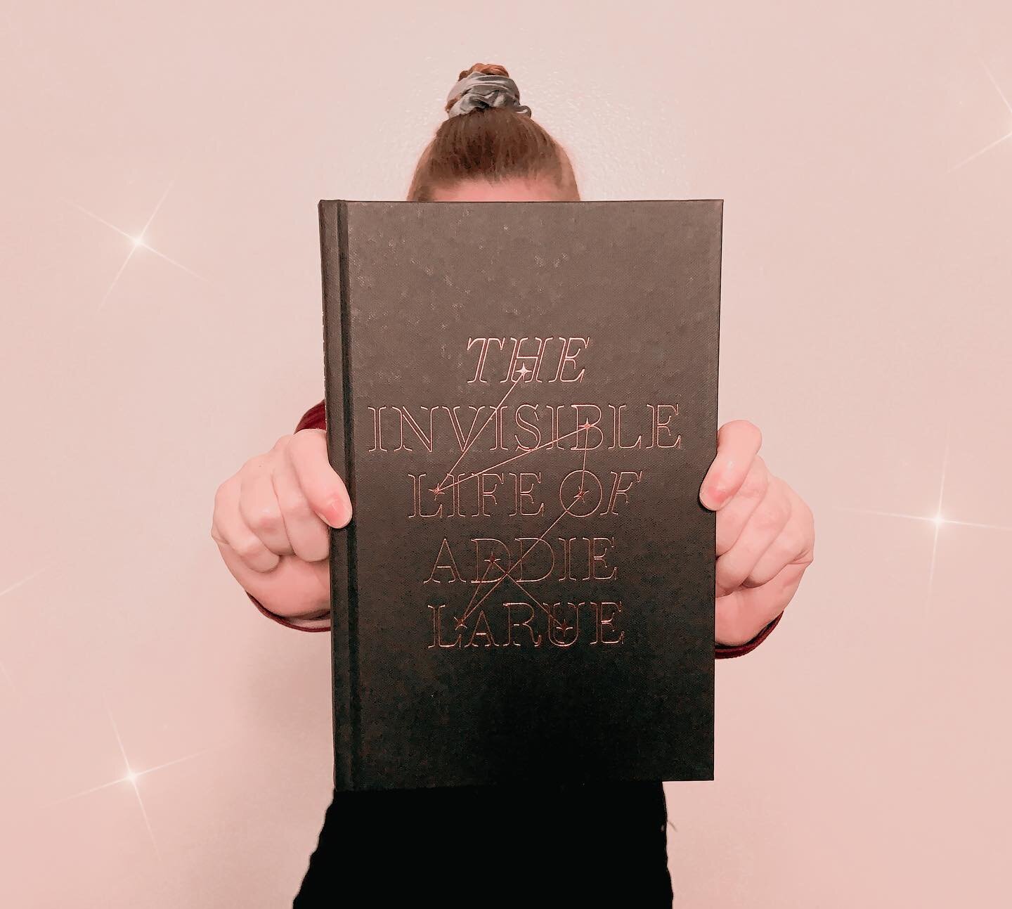 THE INVISIBLE LIFE OF ADDIE LARUE by @veschwab is next on my to-read list! 📚 What&rsquo;s on yours?