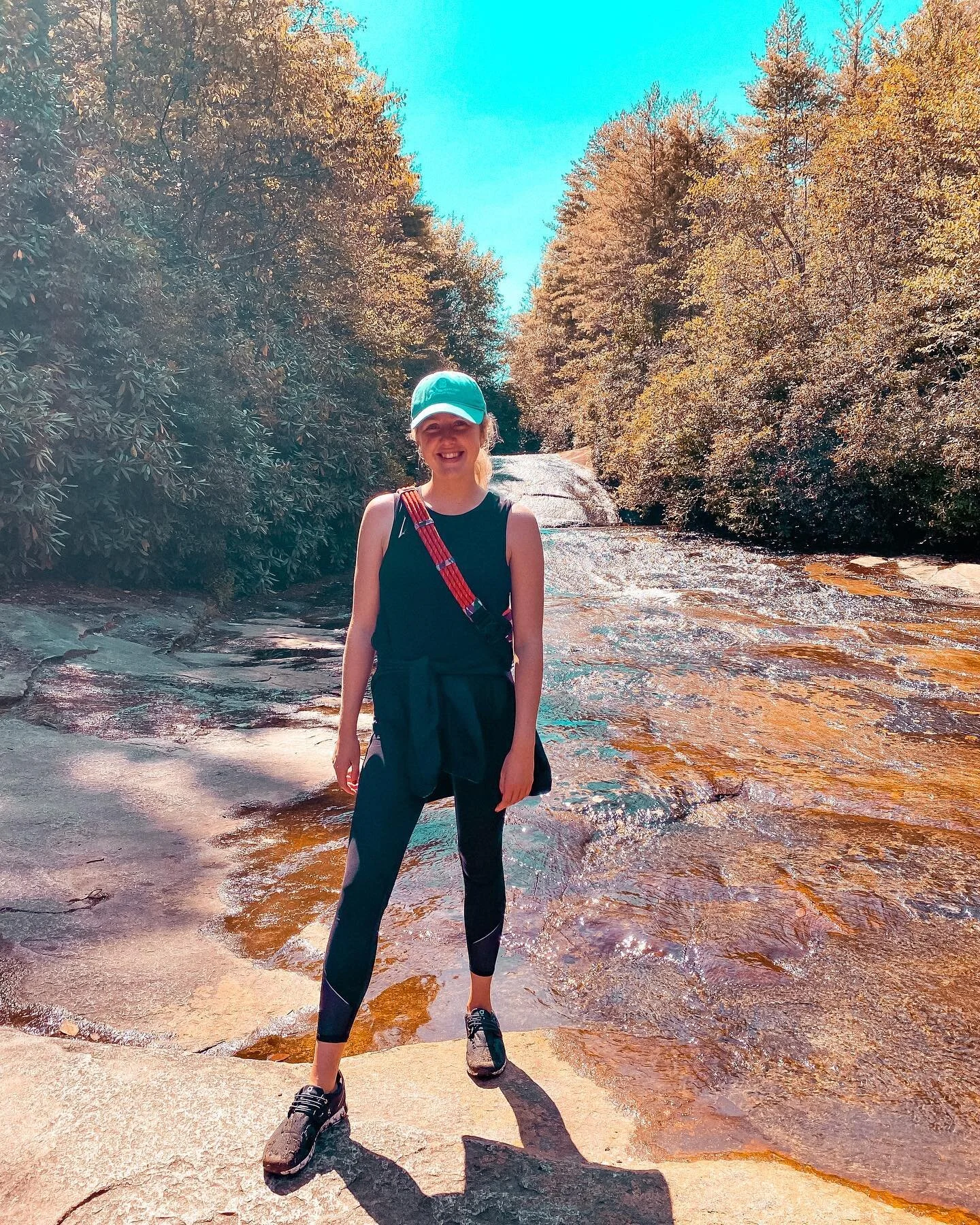 big hiking fan, huge. 🧗🏼&zwj;♀️ #panthertown #hikenorthcarolina #cashiersnc