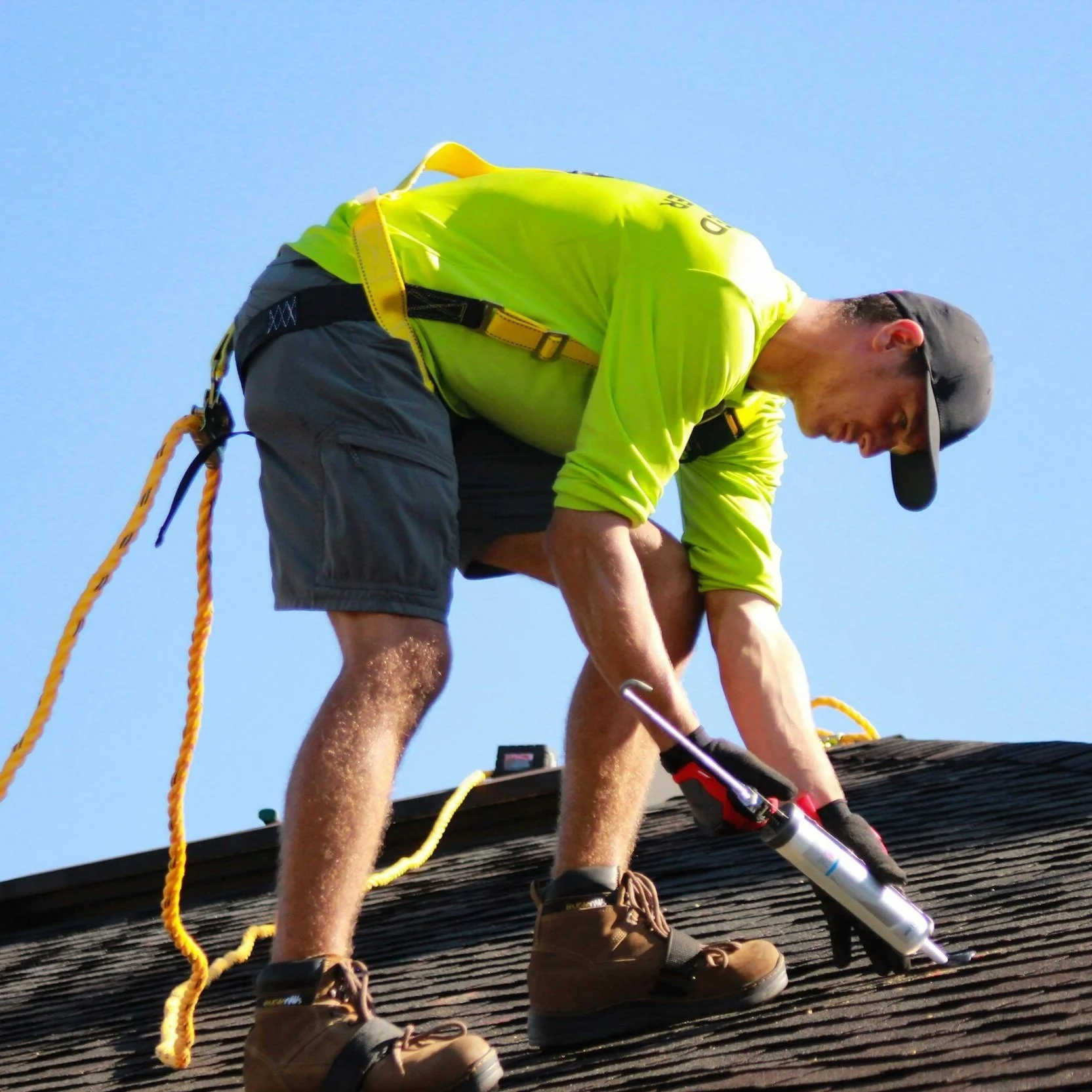 The installation of a roof requires high levels of craftsmanship and precision, without which the roof can easily suffer from issues such as leaks, improper drainage, and structural instability.